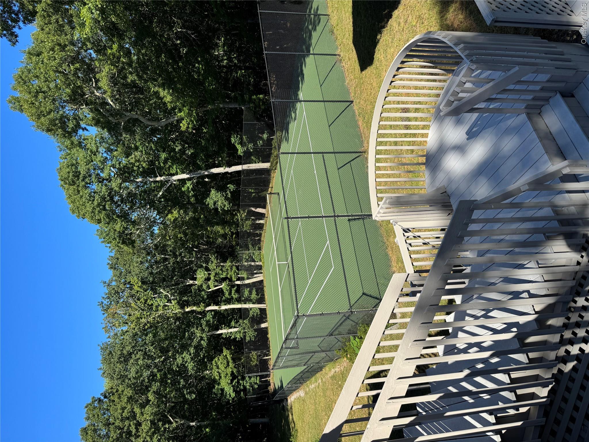 2 Little Court Property Photo 16