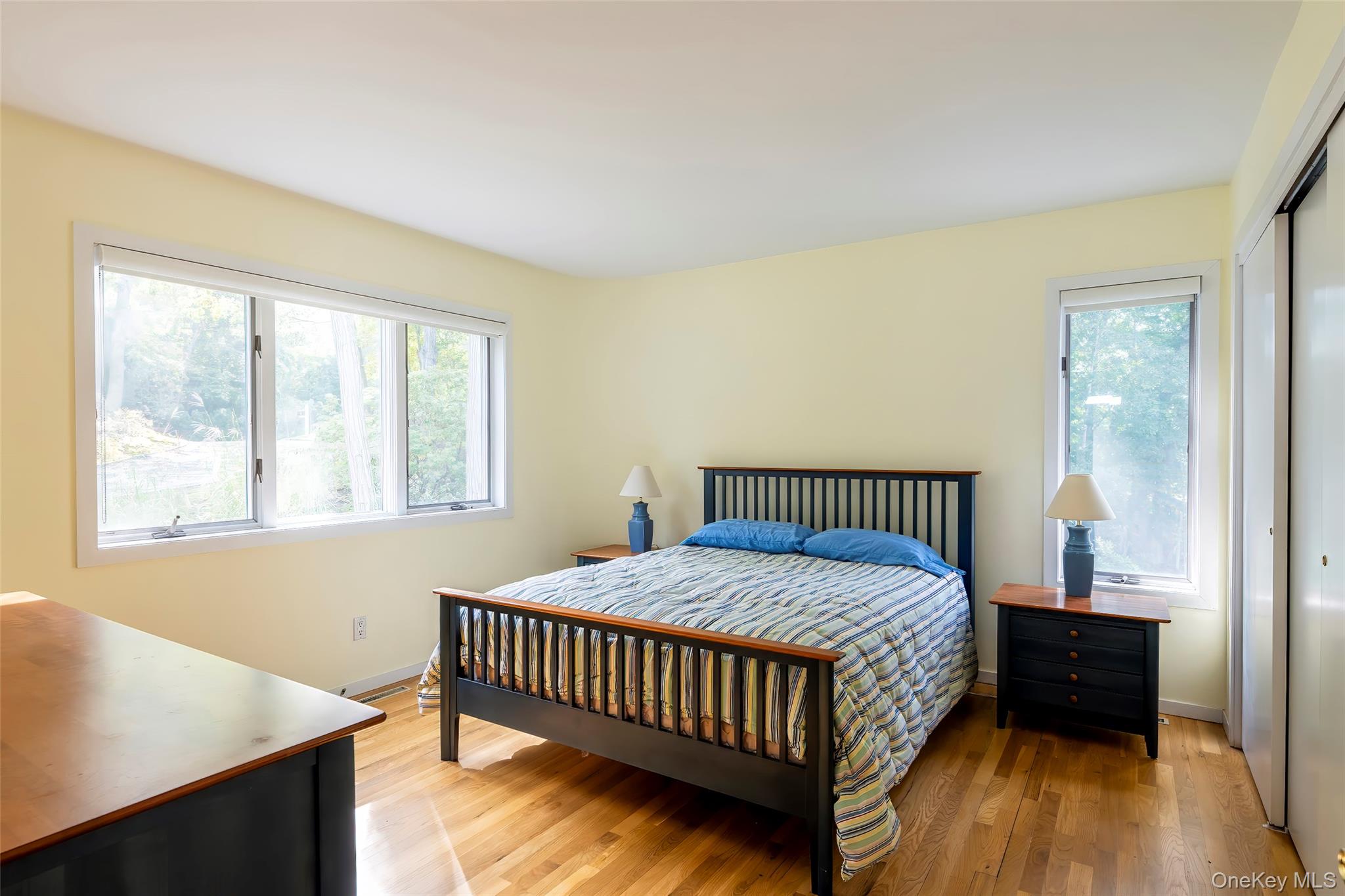 2 Little Court Property Photo 26