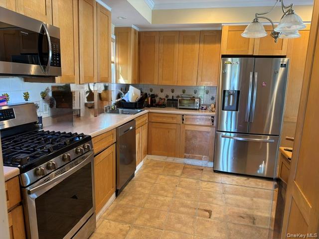 19 Meadow Avenue Property Photo 1