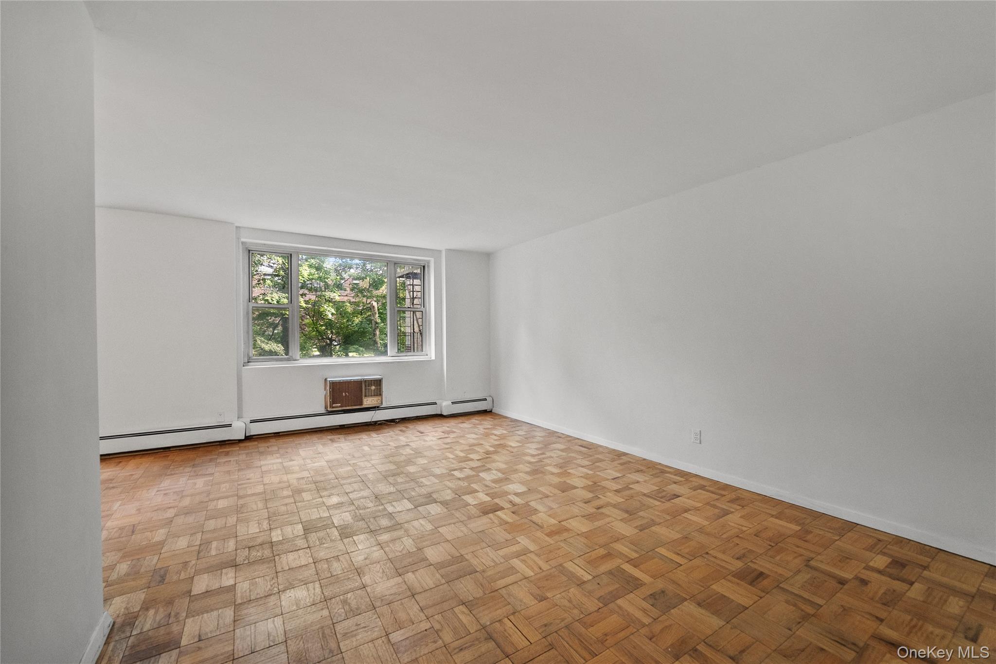 119 E Hartsdale Avenue 2l Property Photo 6