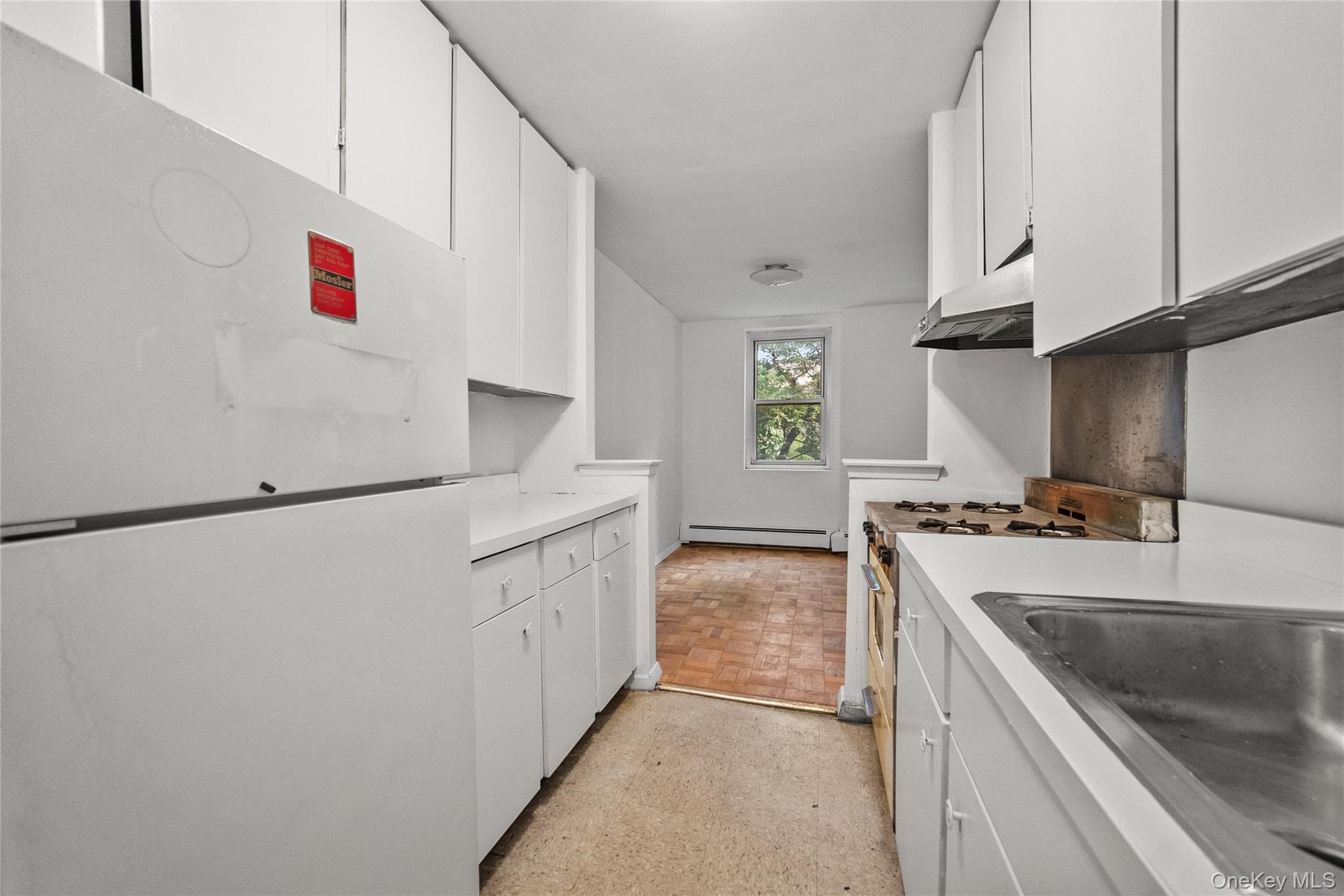 119 E Hartsdale Avenue 2l Property Photo 8
