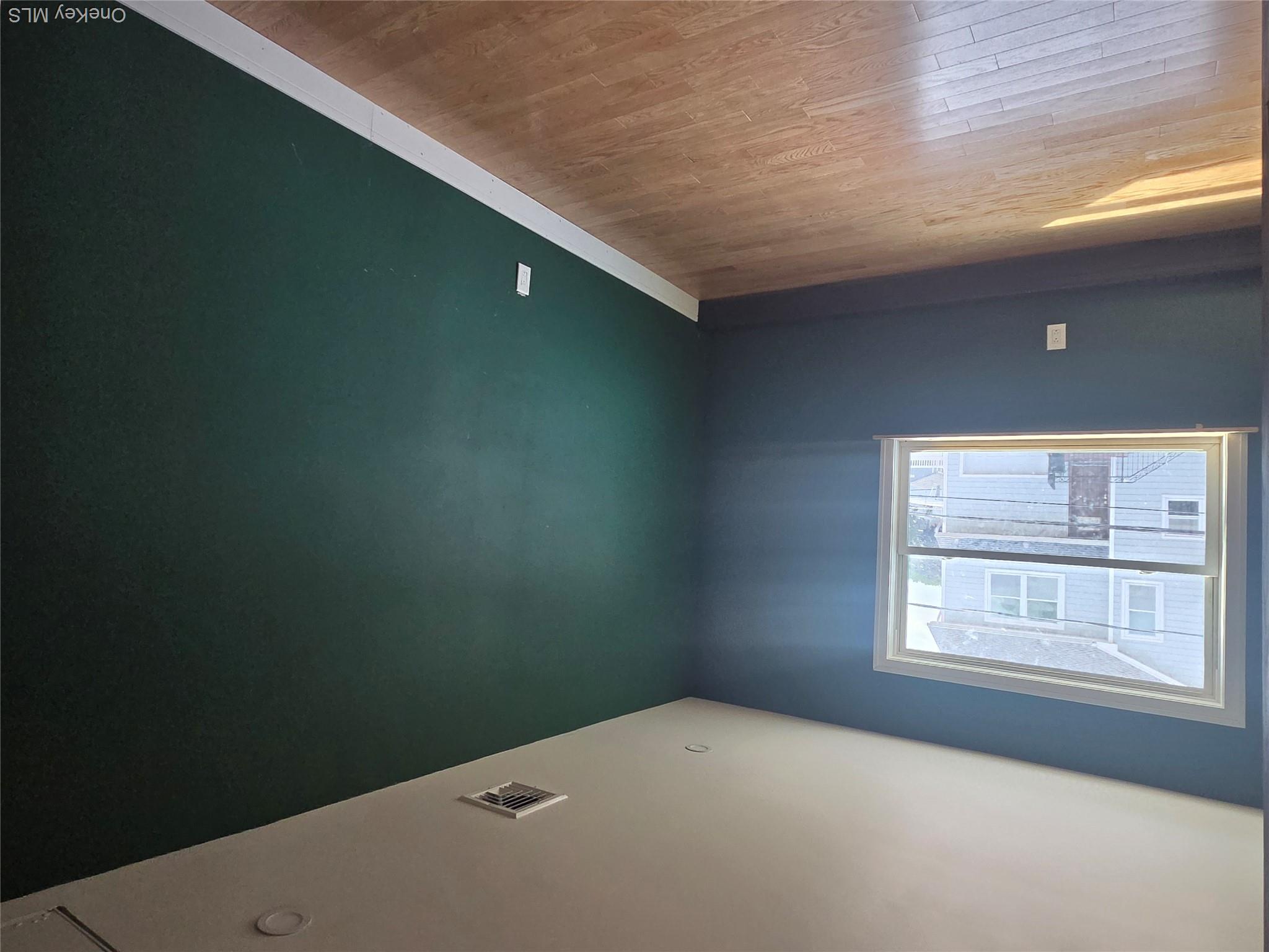 2706 Peconic Property Photo 26