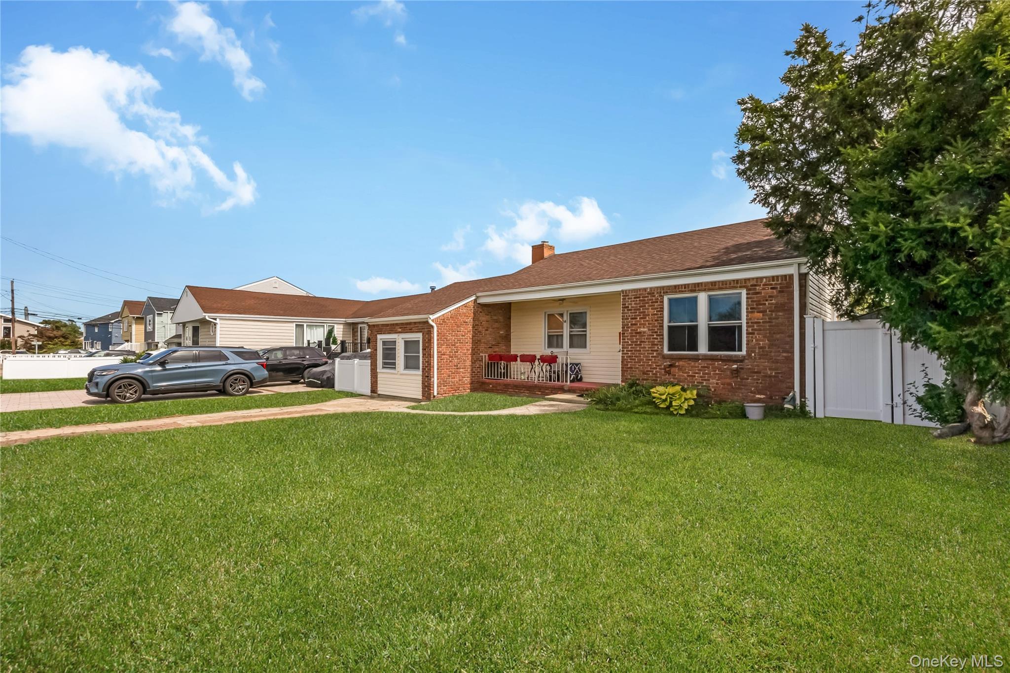 19 Rainbow Lane Property Photo 3