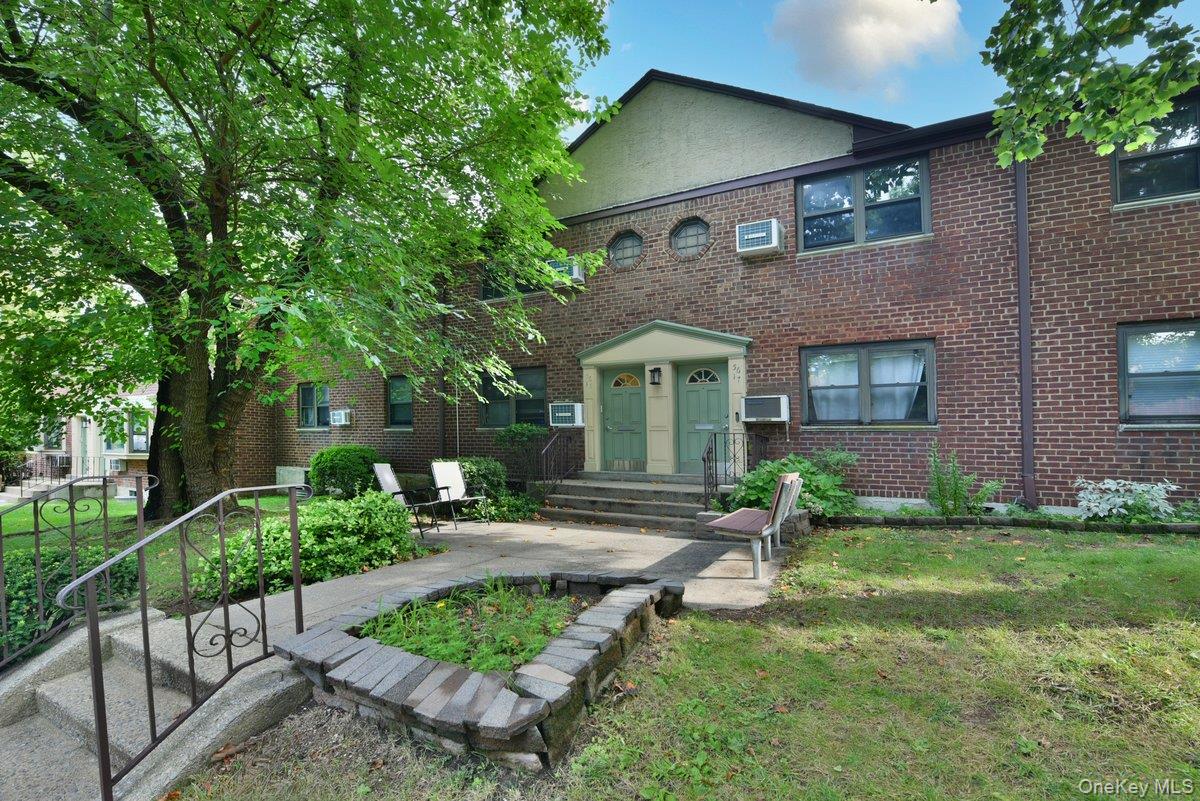 56-15 244 Street Upper Property Photo 1