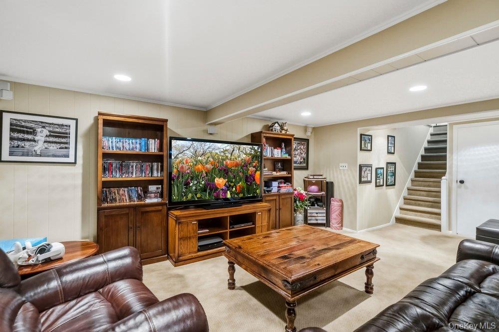 4 Smull Lane Property Photo 25