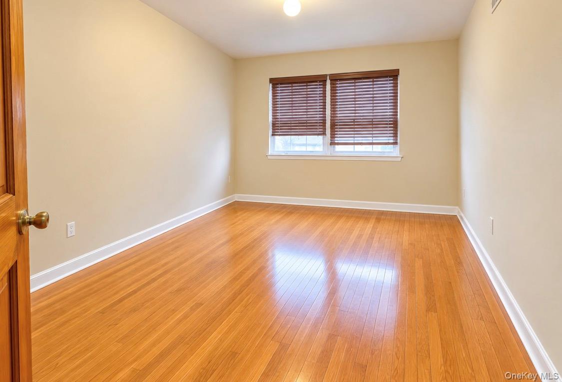 6962 Grand Avenue Property Photo 9