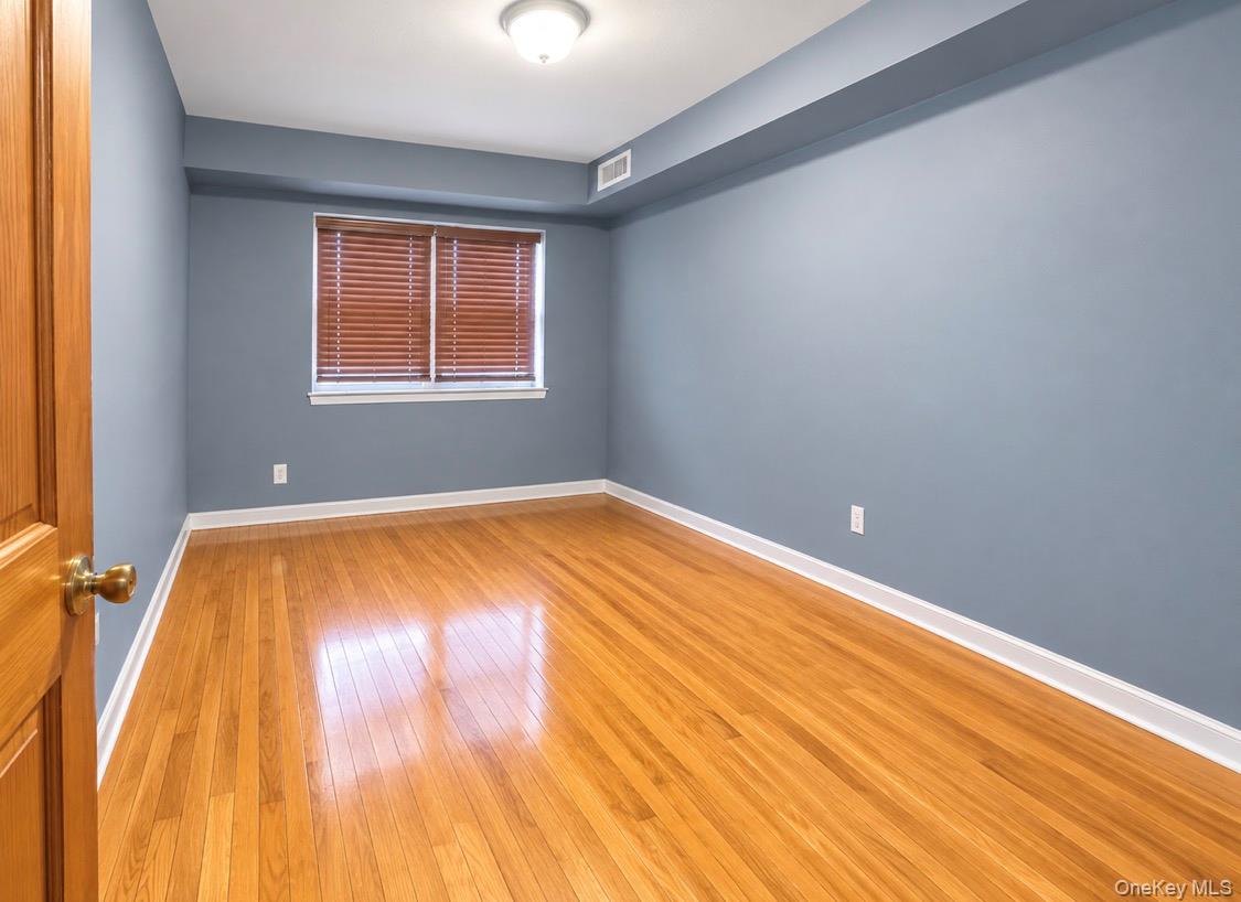 6962 Grand Avenue Property Photo 10