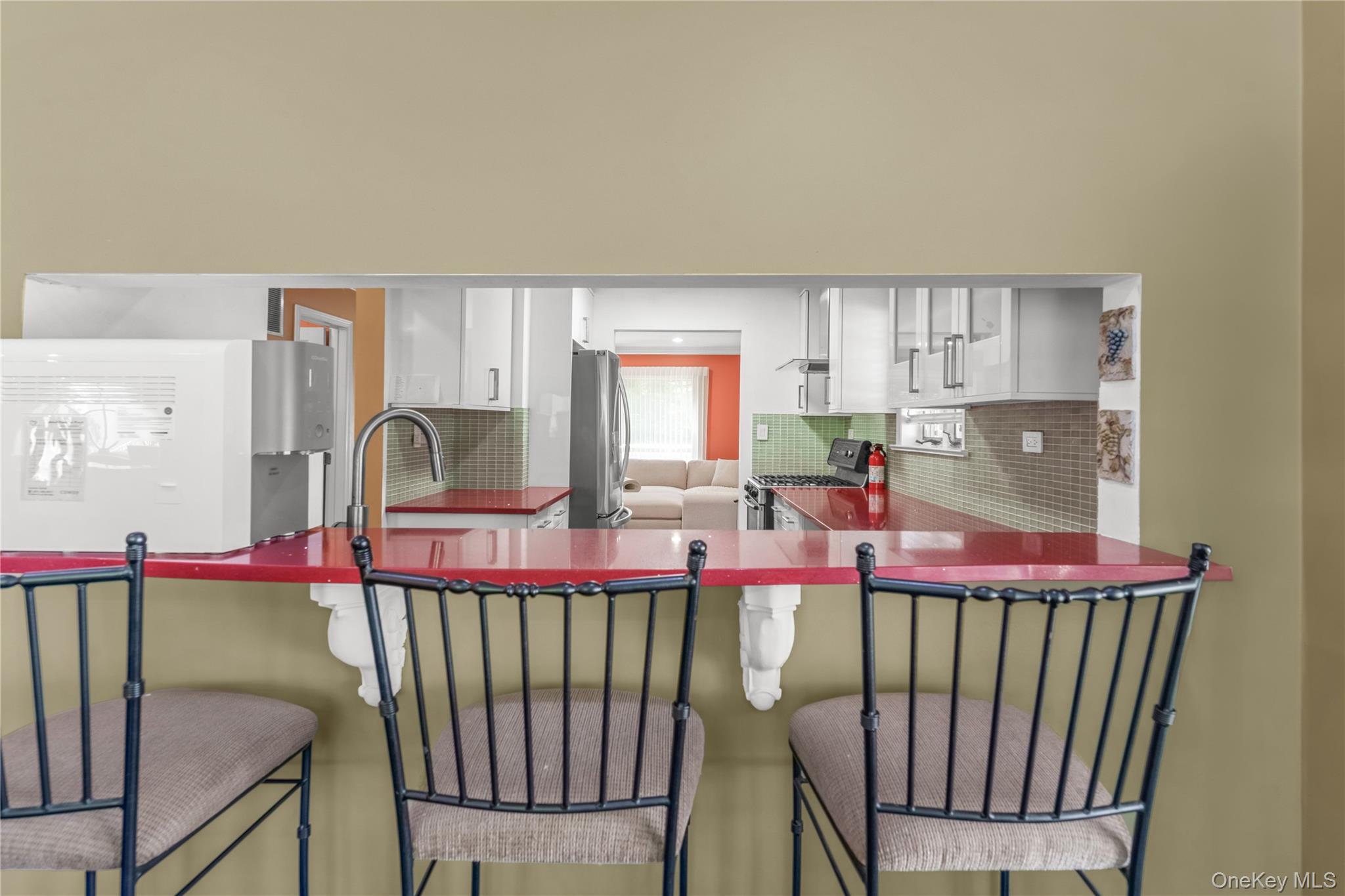 240-02 Oak Park Drive 18c Property Photo 12