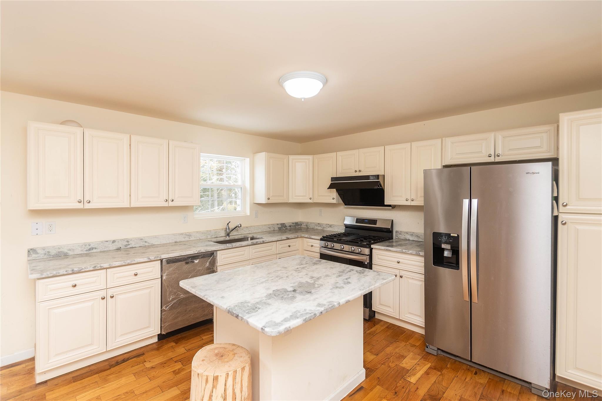 62 Bristol Circle Property Photo 13
