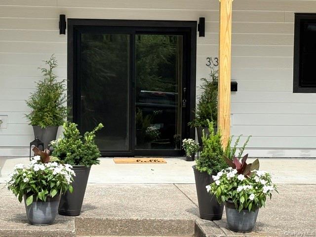 33 Valley Street Property Photo 3