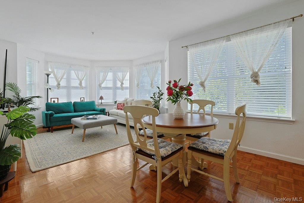 207 Sutton Drive 207 Property Photo 6