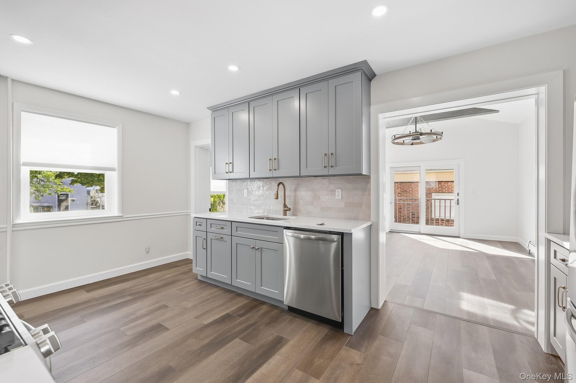 44 Lafayette Avenue Property Photo 7