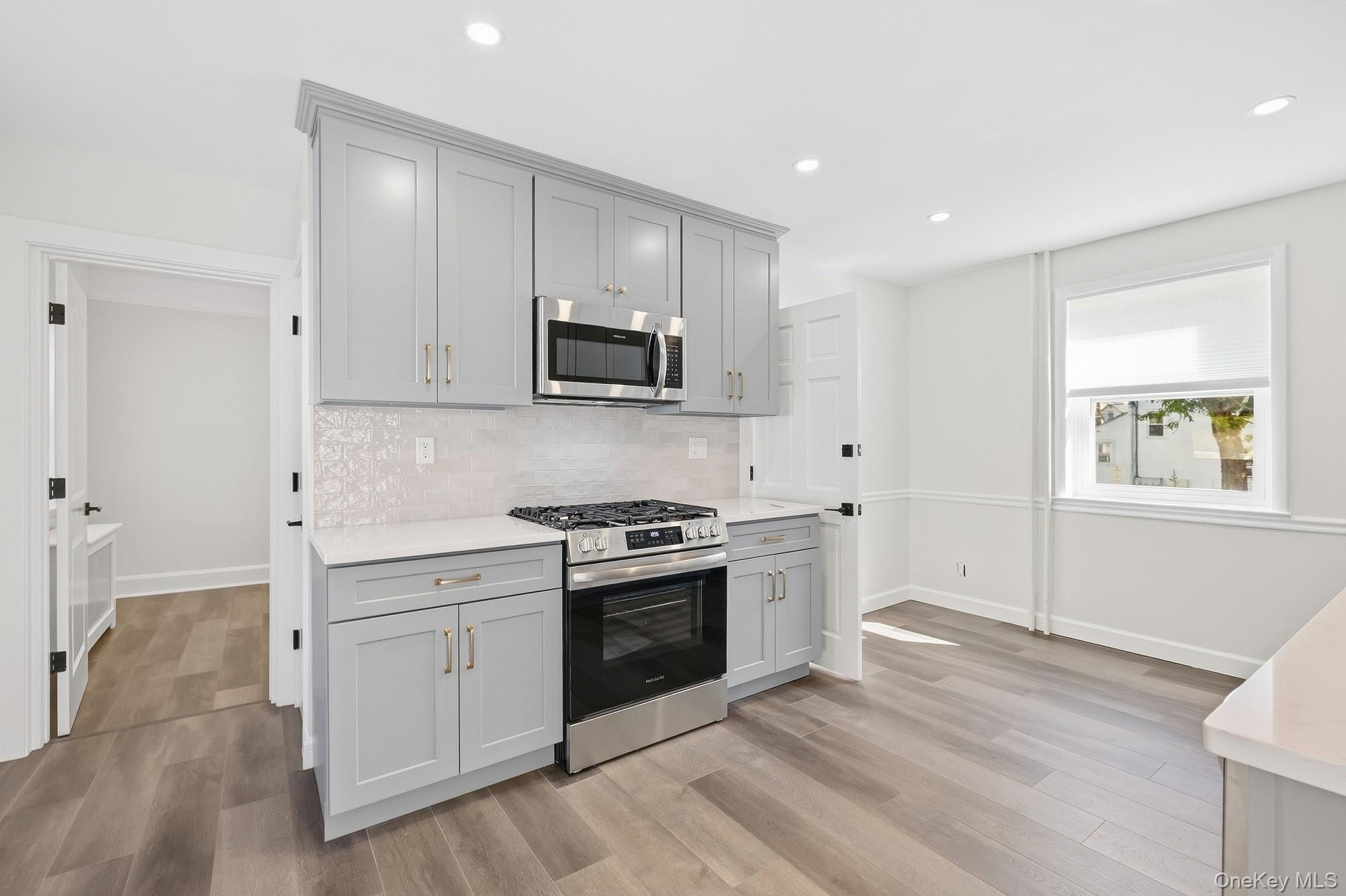 44 Lafayette Avenue Property Photo 8