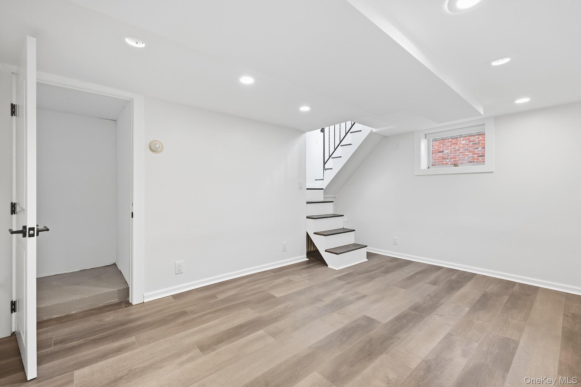 44 Lafayette Avenue Property Photo 19