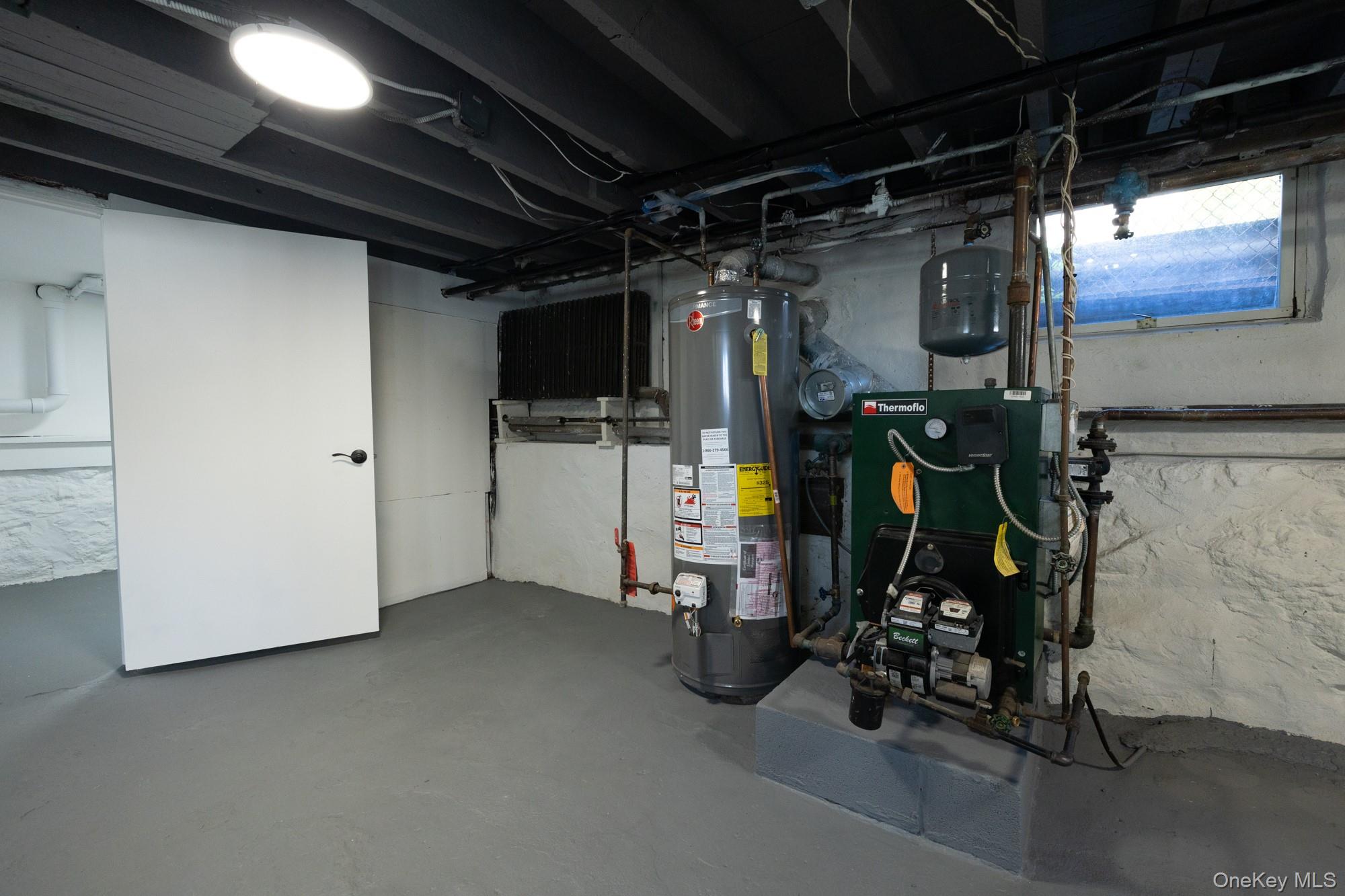 44 Lafayette Avenue Property Photo 24
