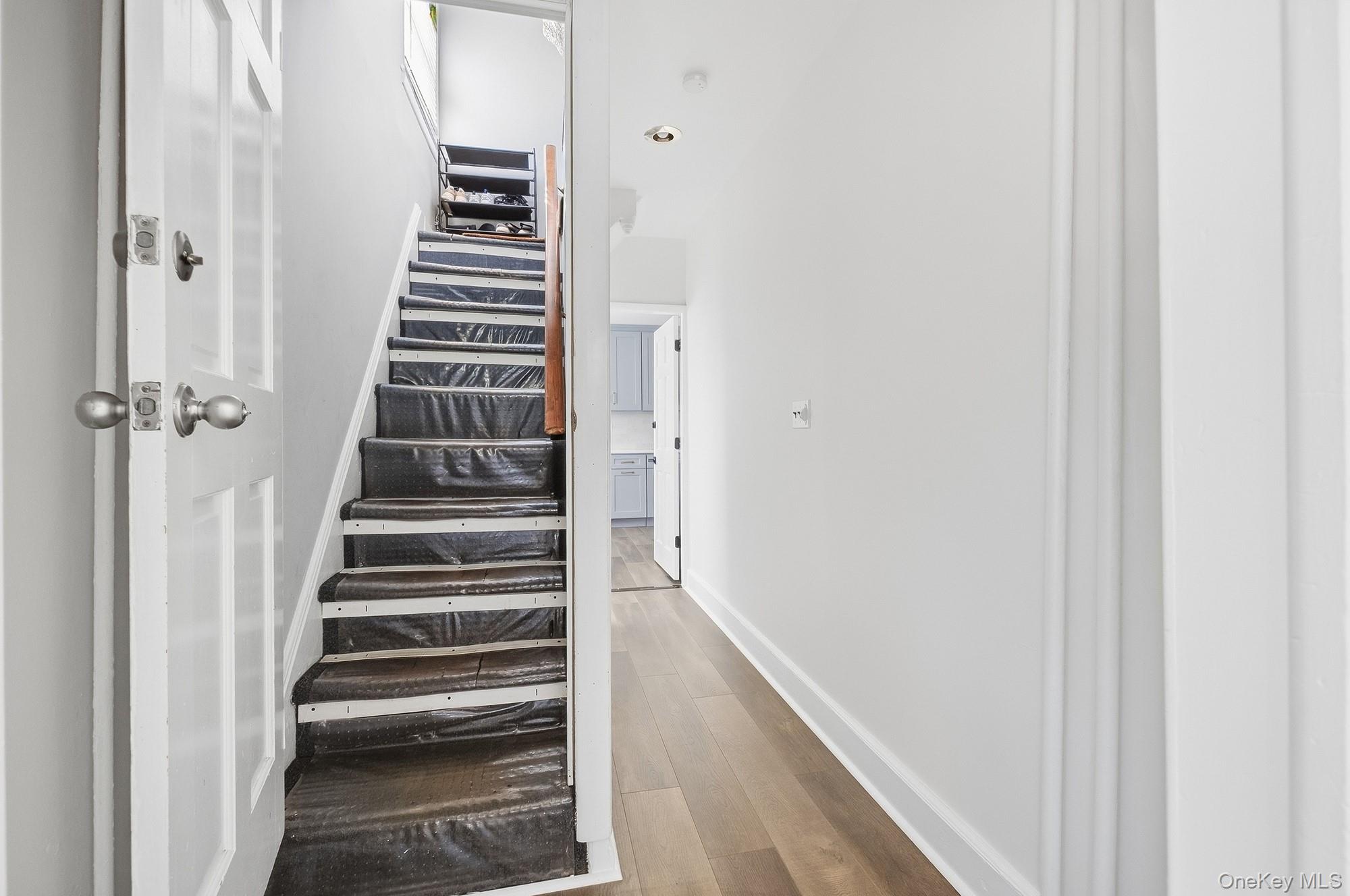 44 Lafayette Avenue Property Photo 33