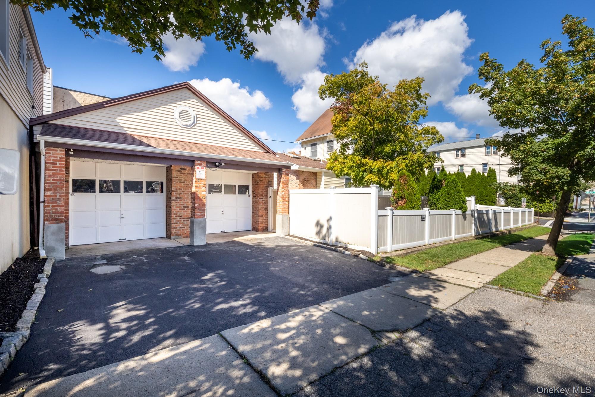44 Lafayette Avenue Property Photo 35