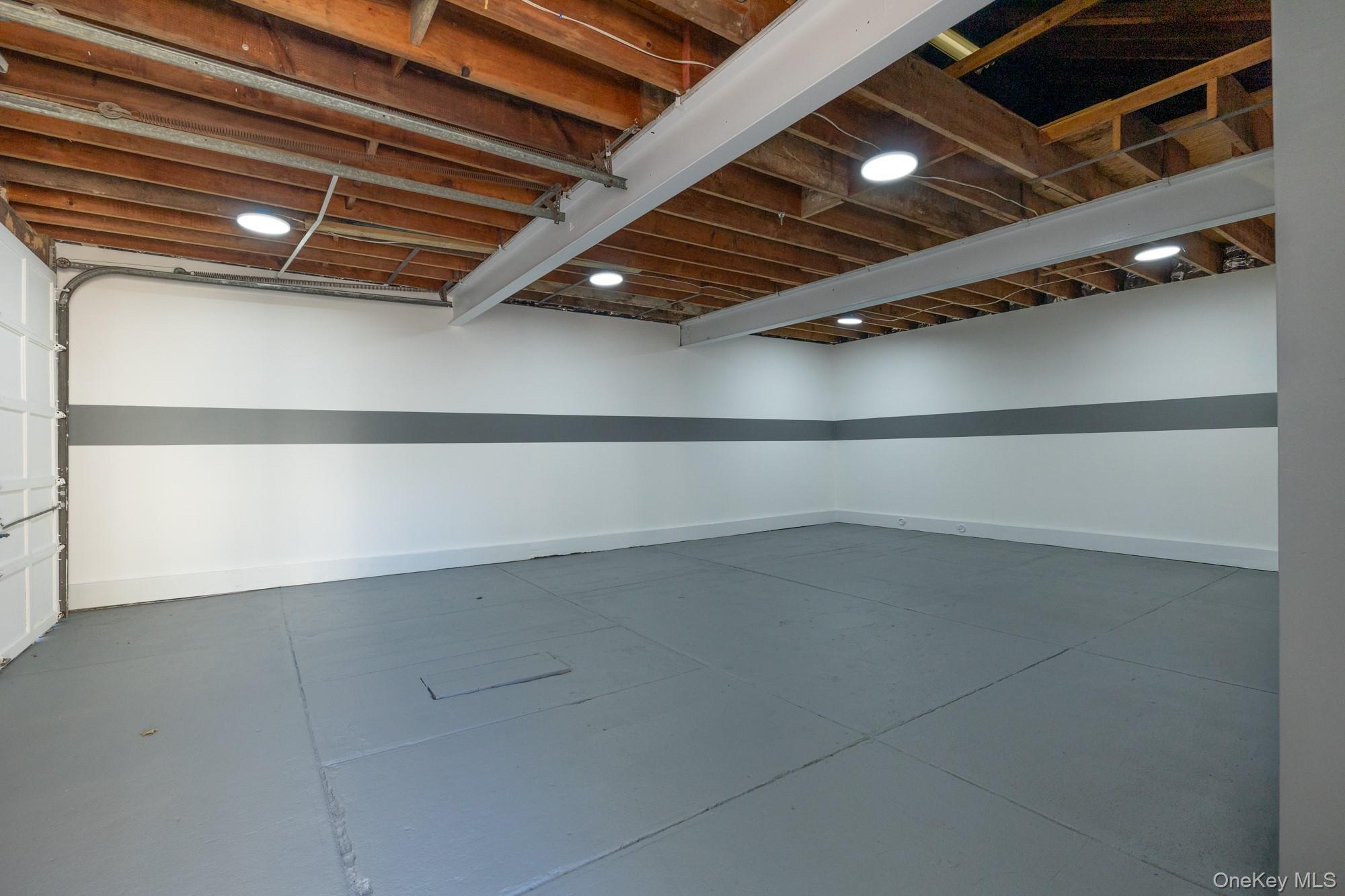 44 Lafayette Avenue Property Photo 38
