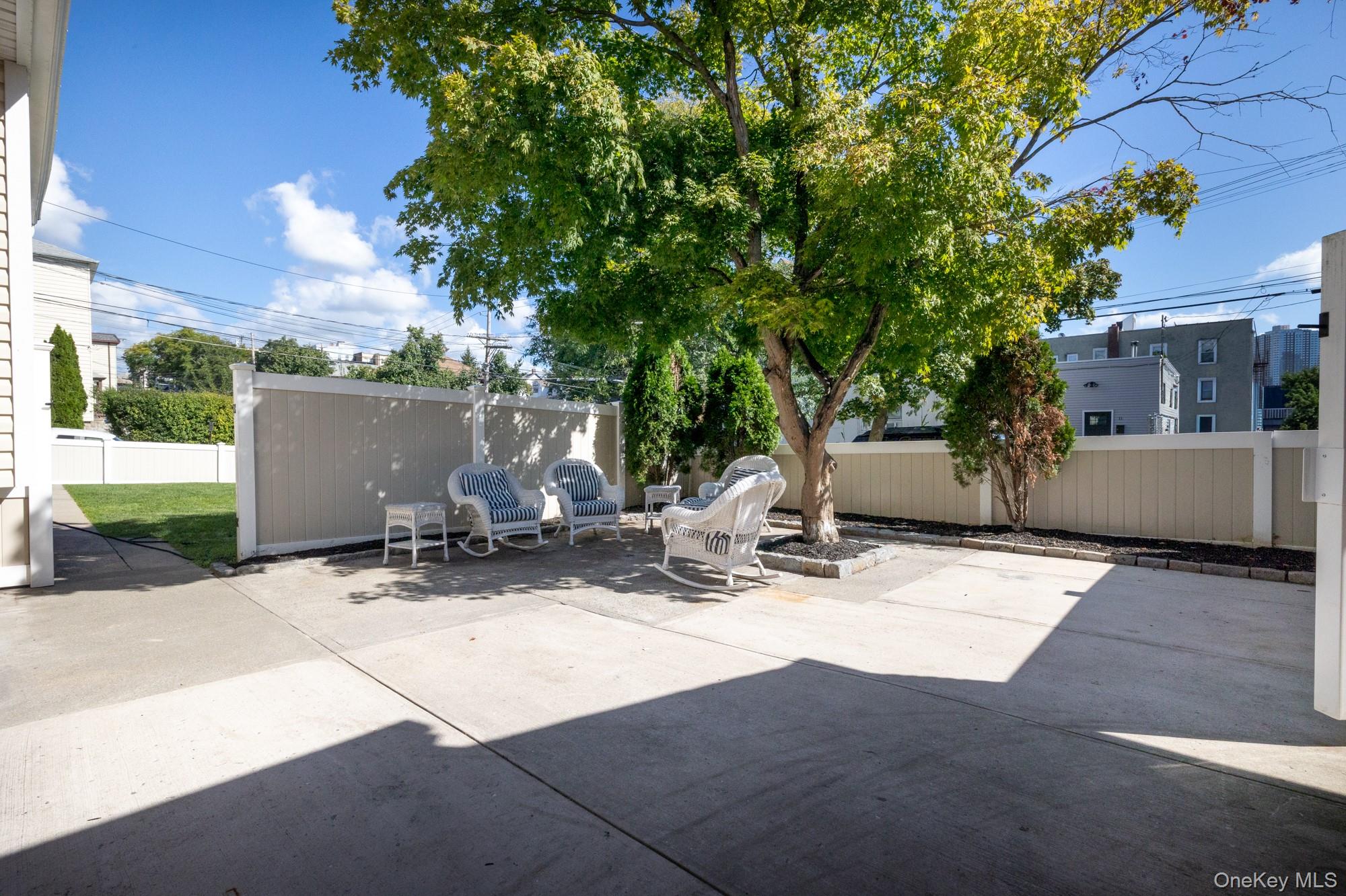 44 Lafayette Avenue Property Photo 41