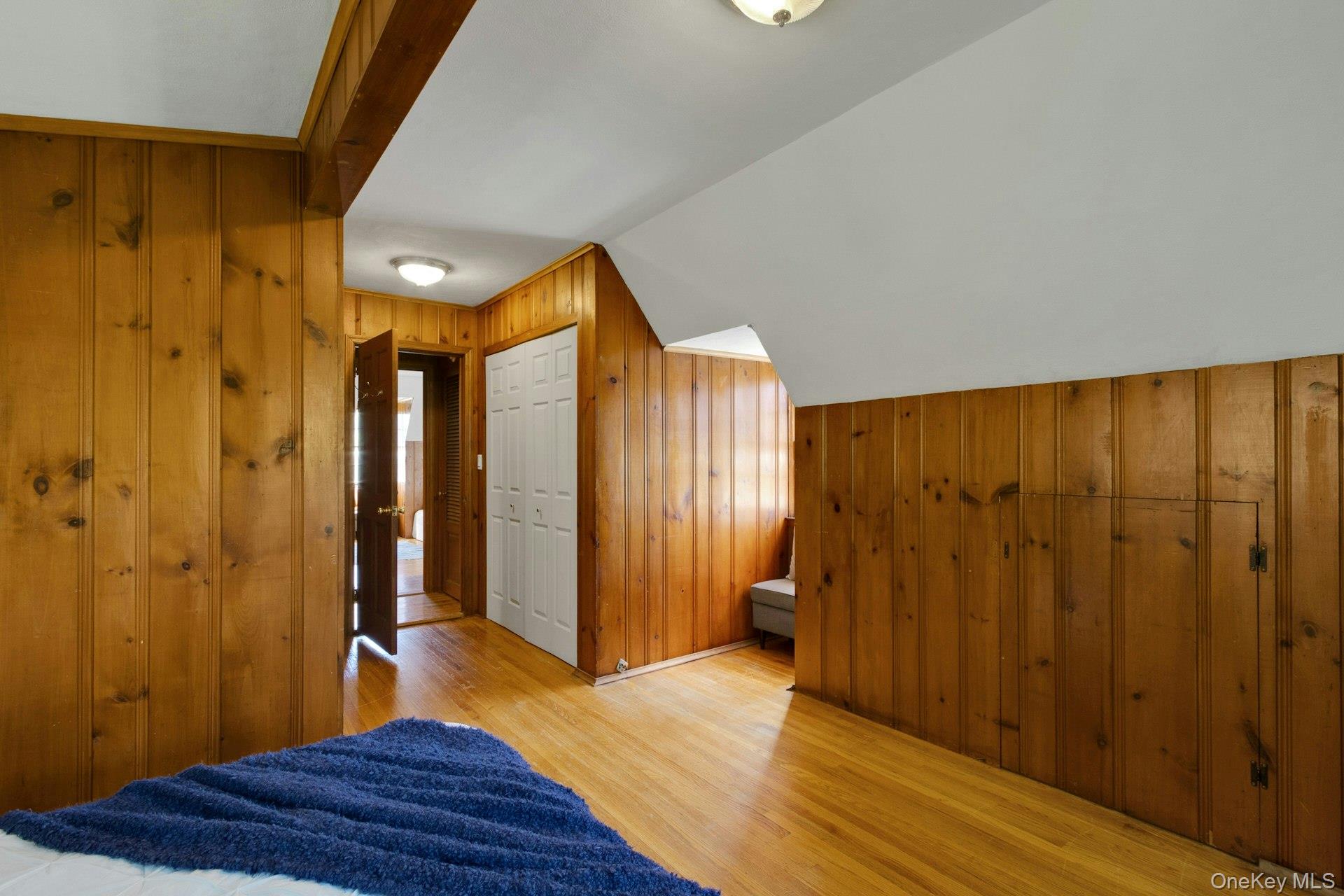 160 N Broadway Property Photo 18