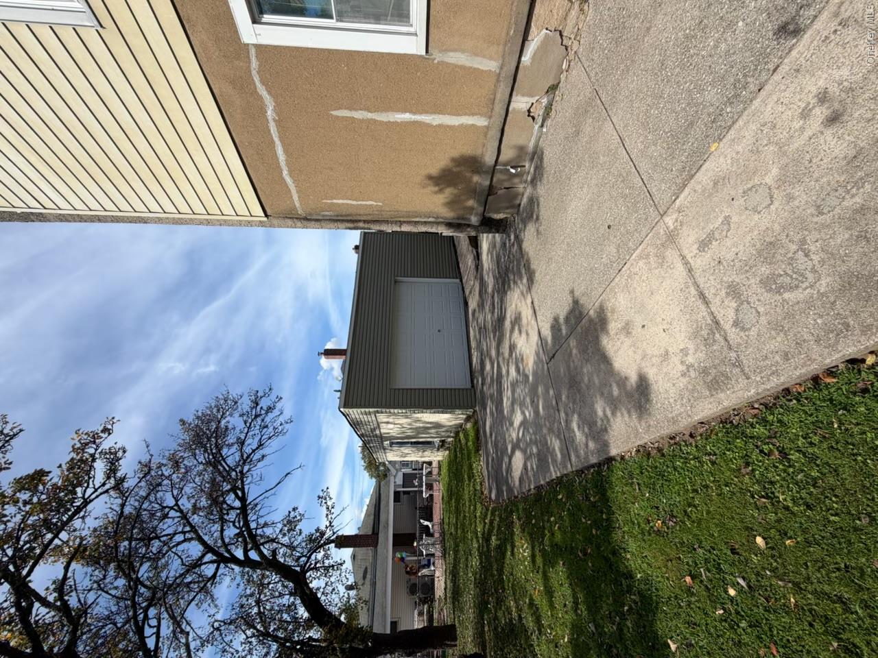 13032 128th Street Property Photo 12