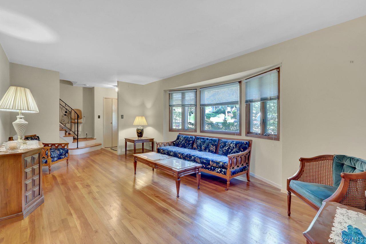 14 Morewood Drive Property Photo 3