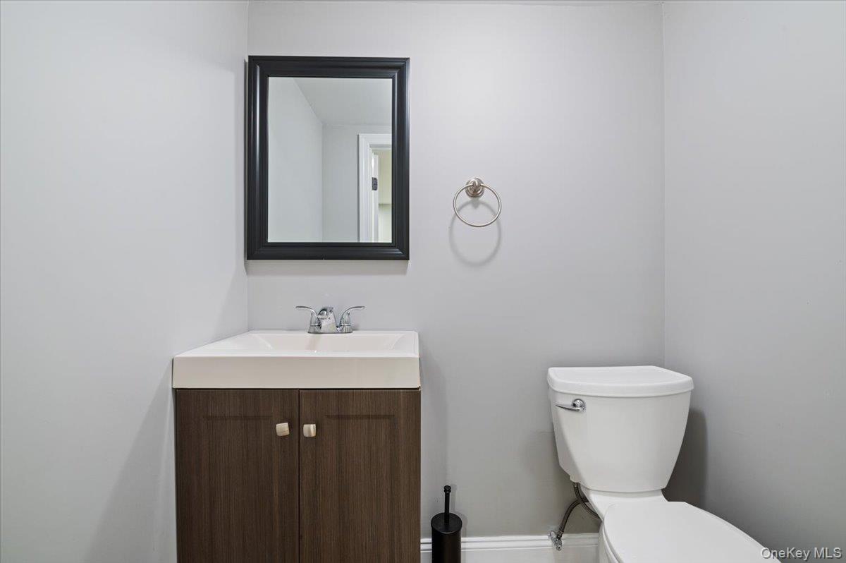 711 Koelbel Court Property Photo 21