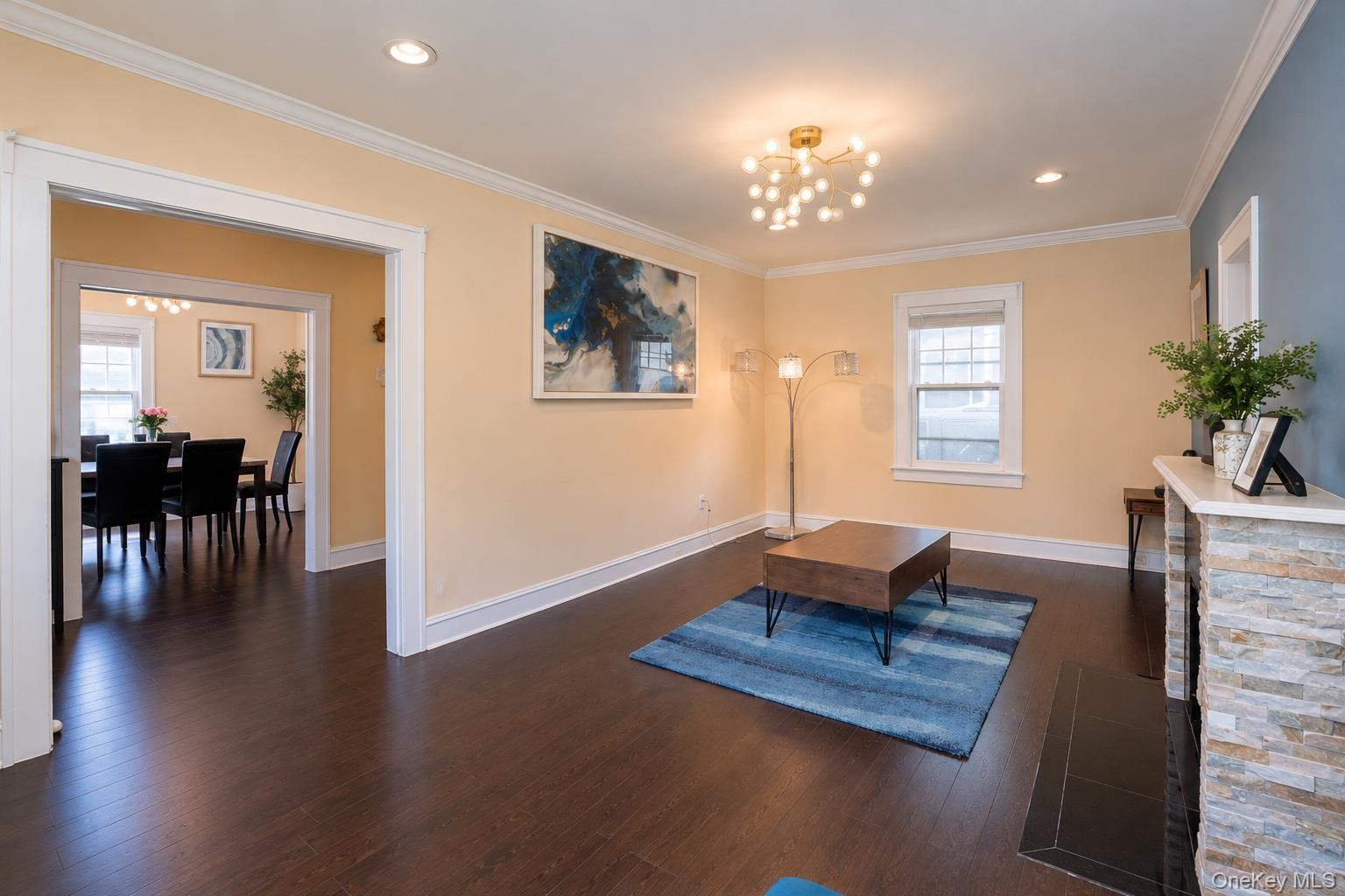 676 6th Avenue Property Photo 4