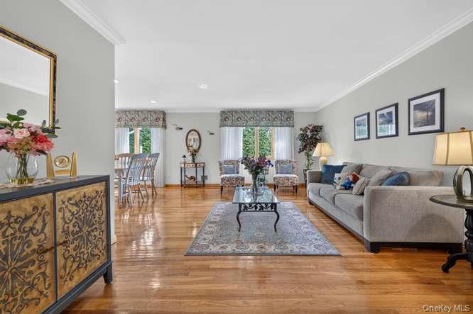 24 Peerless Drive Property Photo 6