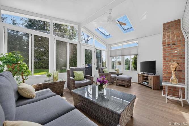 24 Peerless Drive Property Photo 16