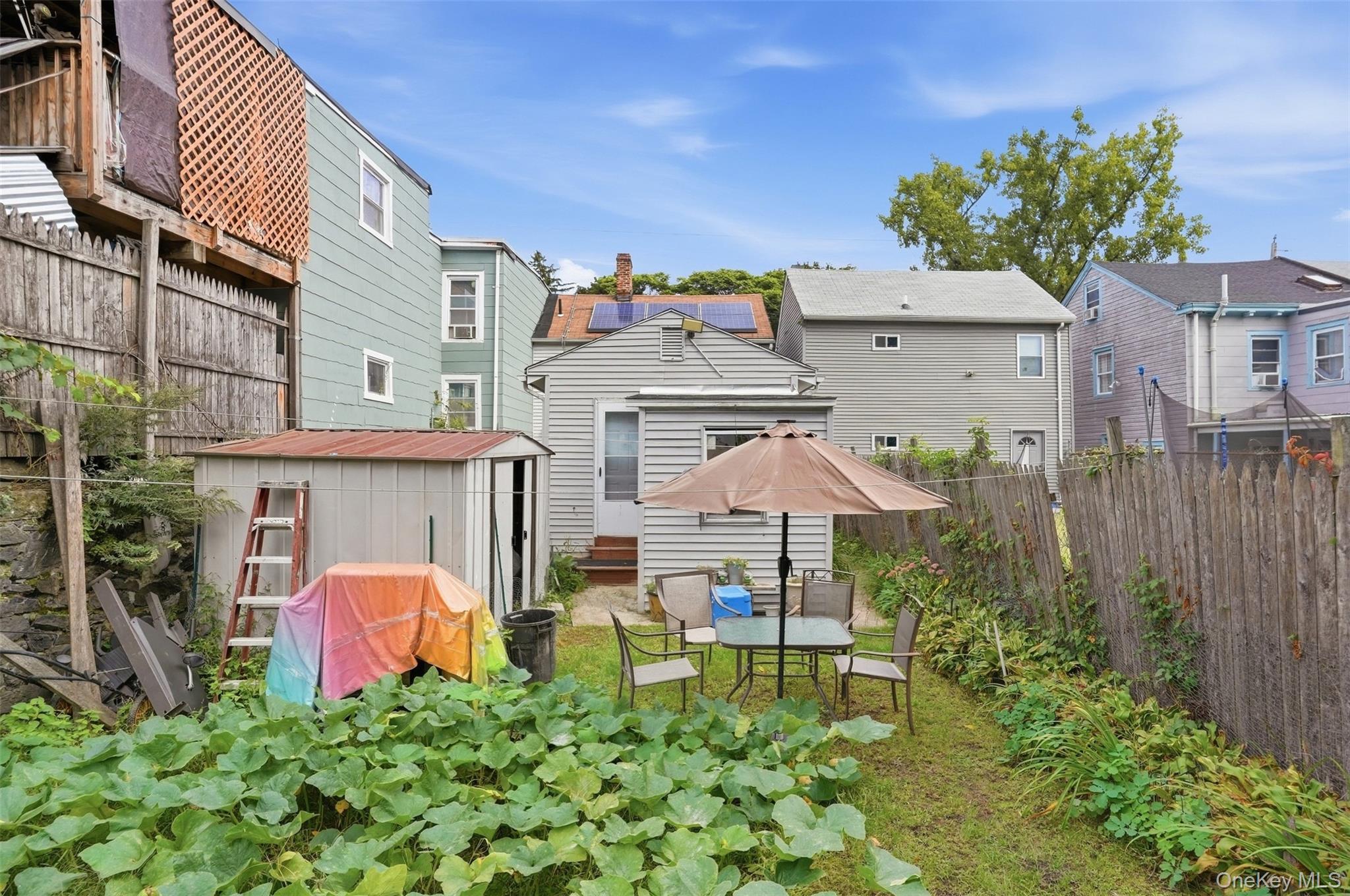 291 1st Street Property Photo 6