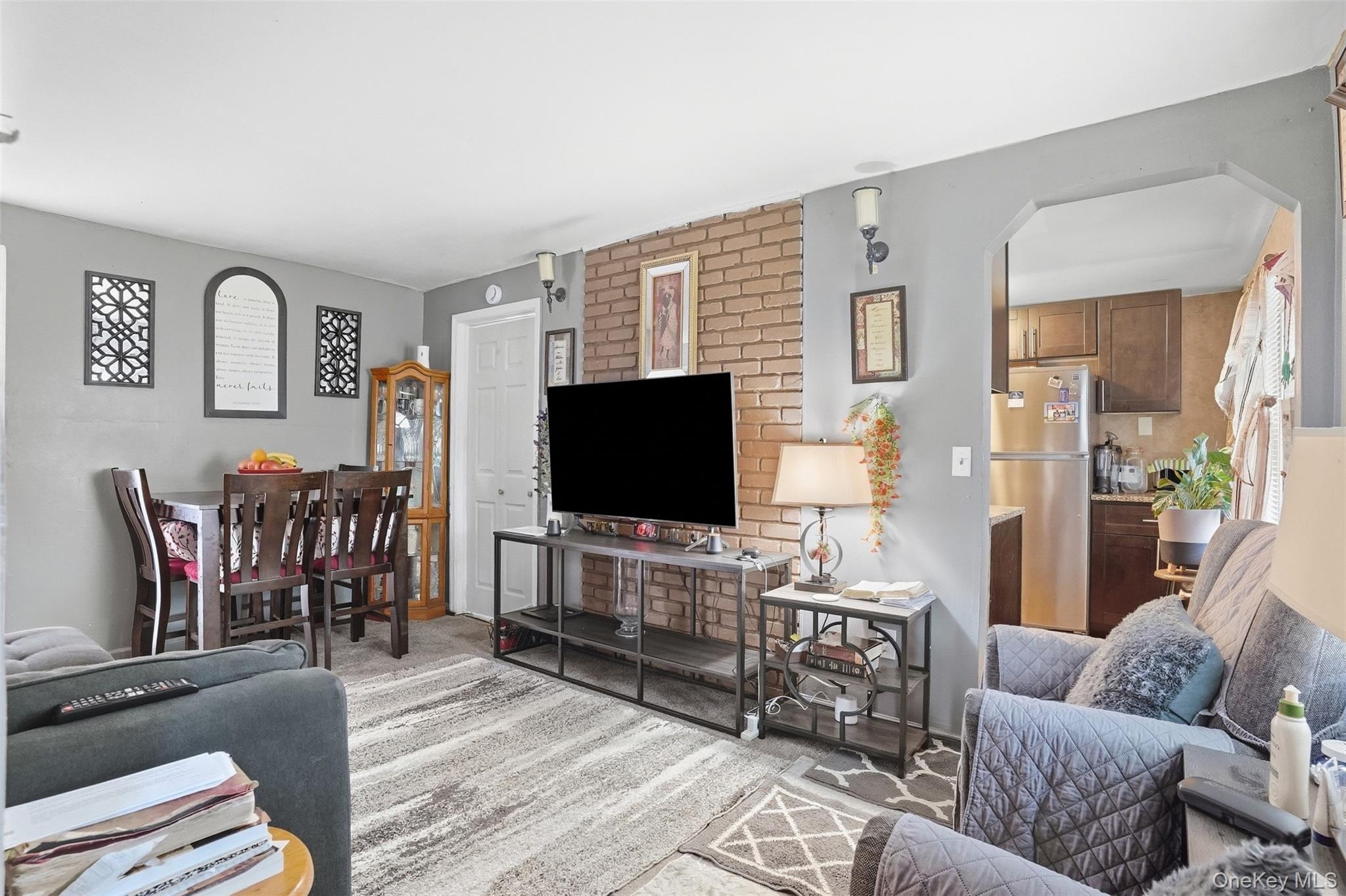 291 1st Street Property Photo 10