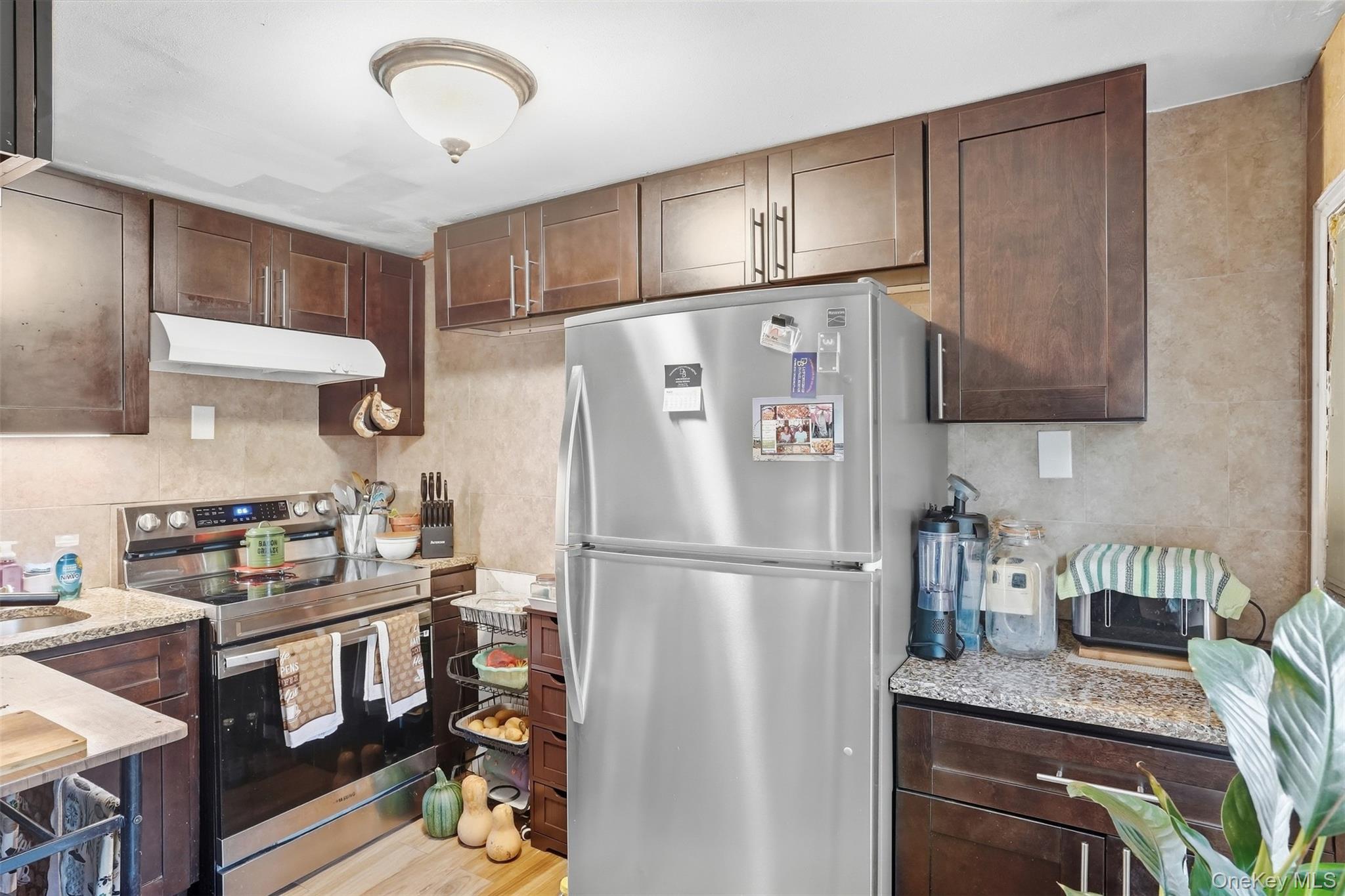 291 1st Street Property Photo 17