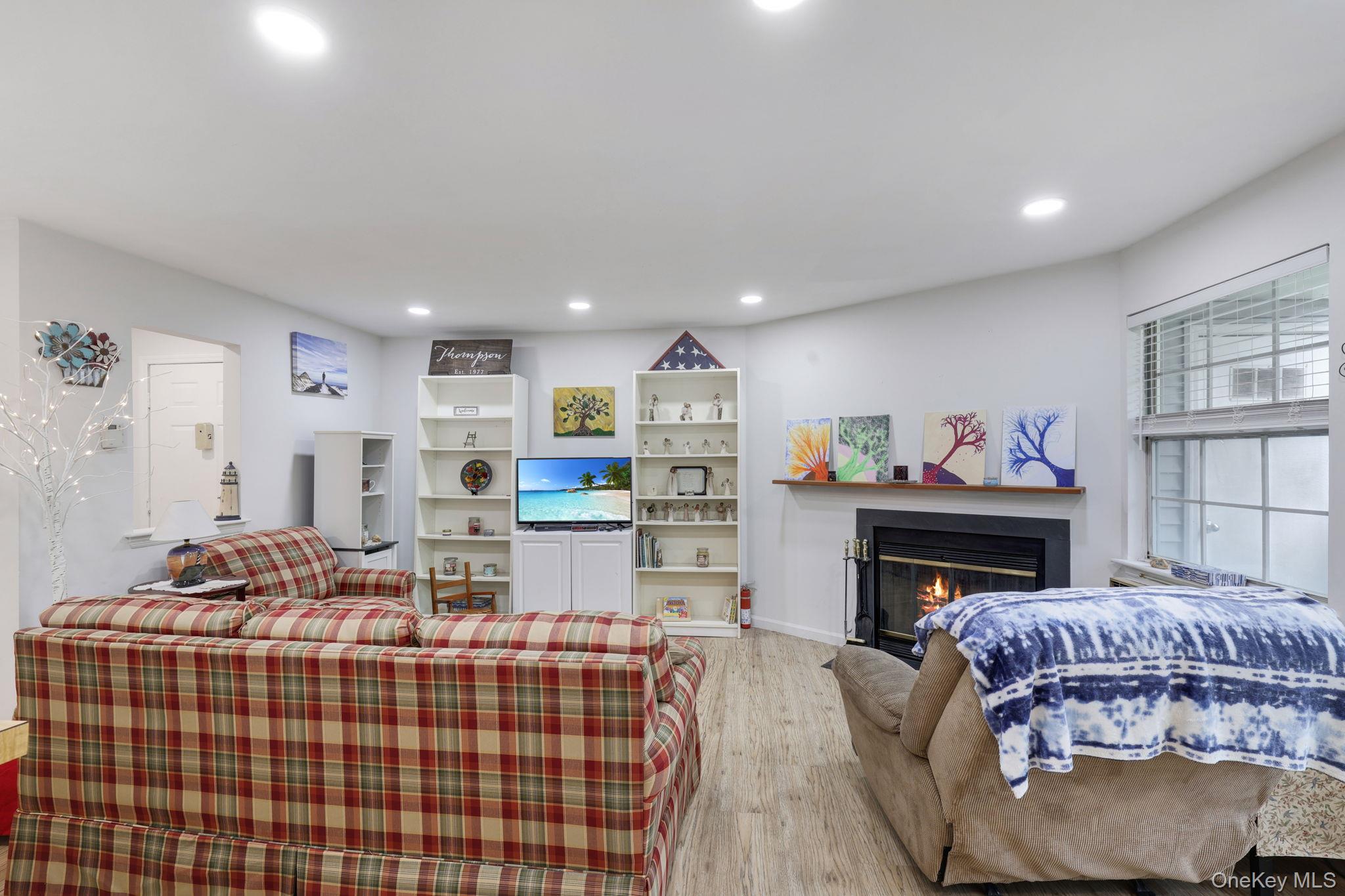 4 Lexington Hill 3 Property Photo 3