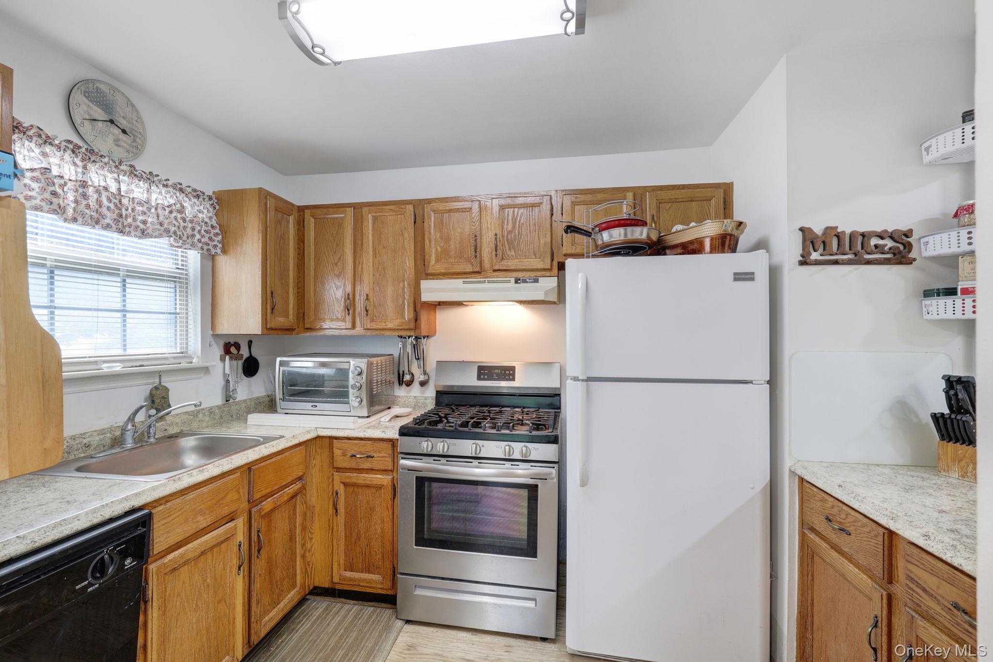 4 Lexington Hill 3 Property Photo 6