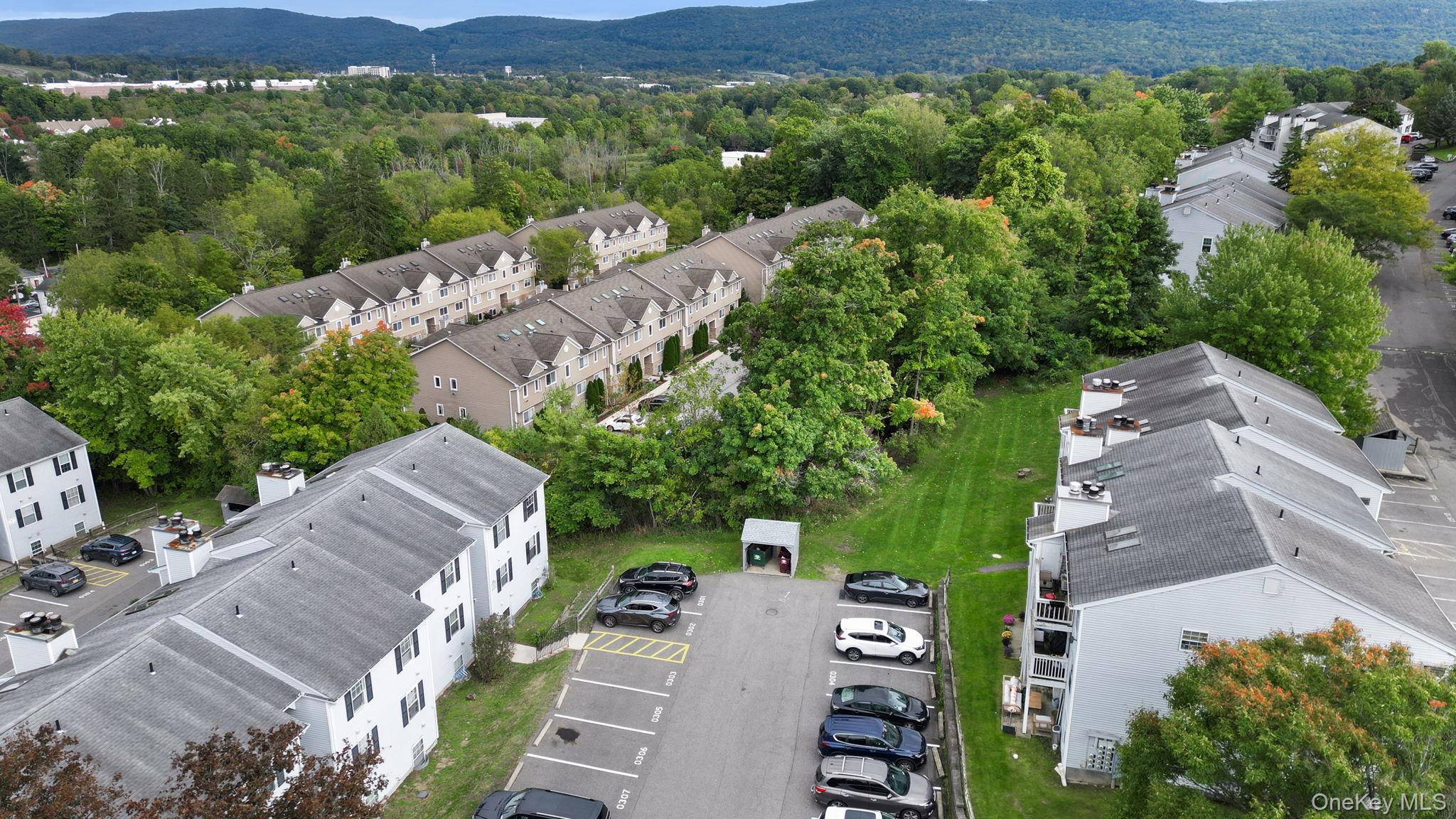 4 Lexington Hill 3 Property Photo 21