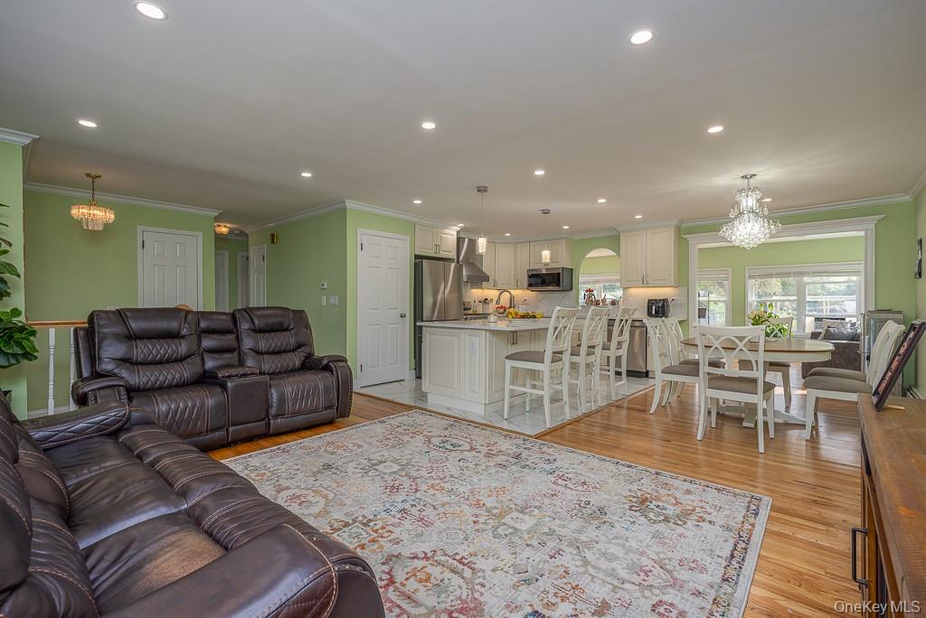 18 De Halve Maen Drive Property Photo 6