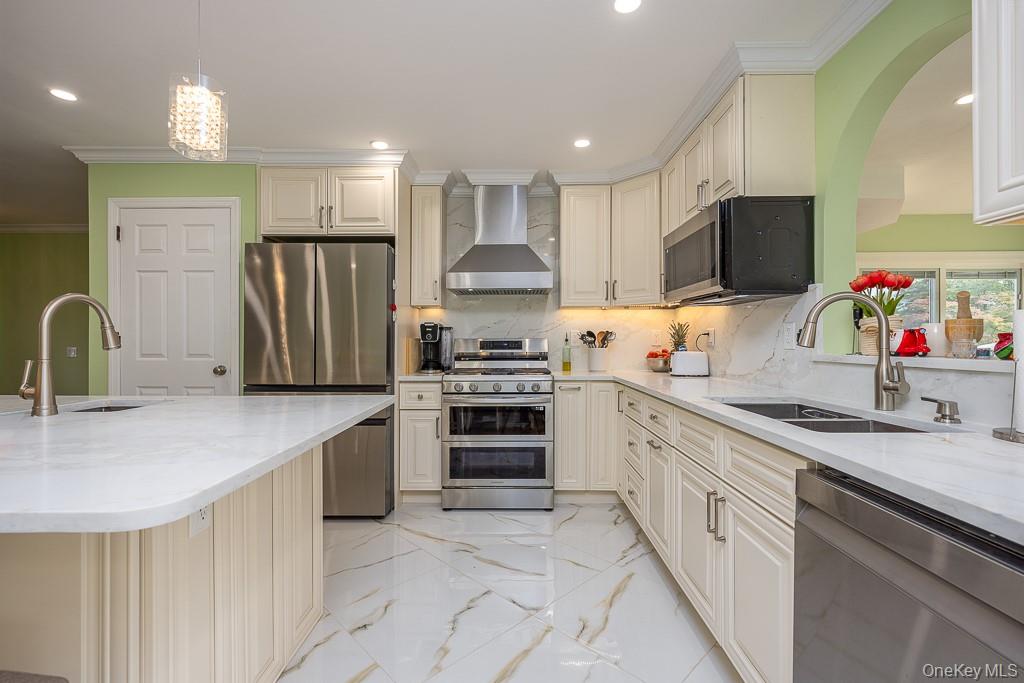 18 De Halve Maen Drive Property Photo 7