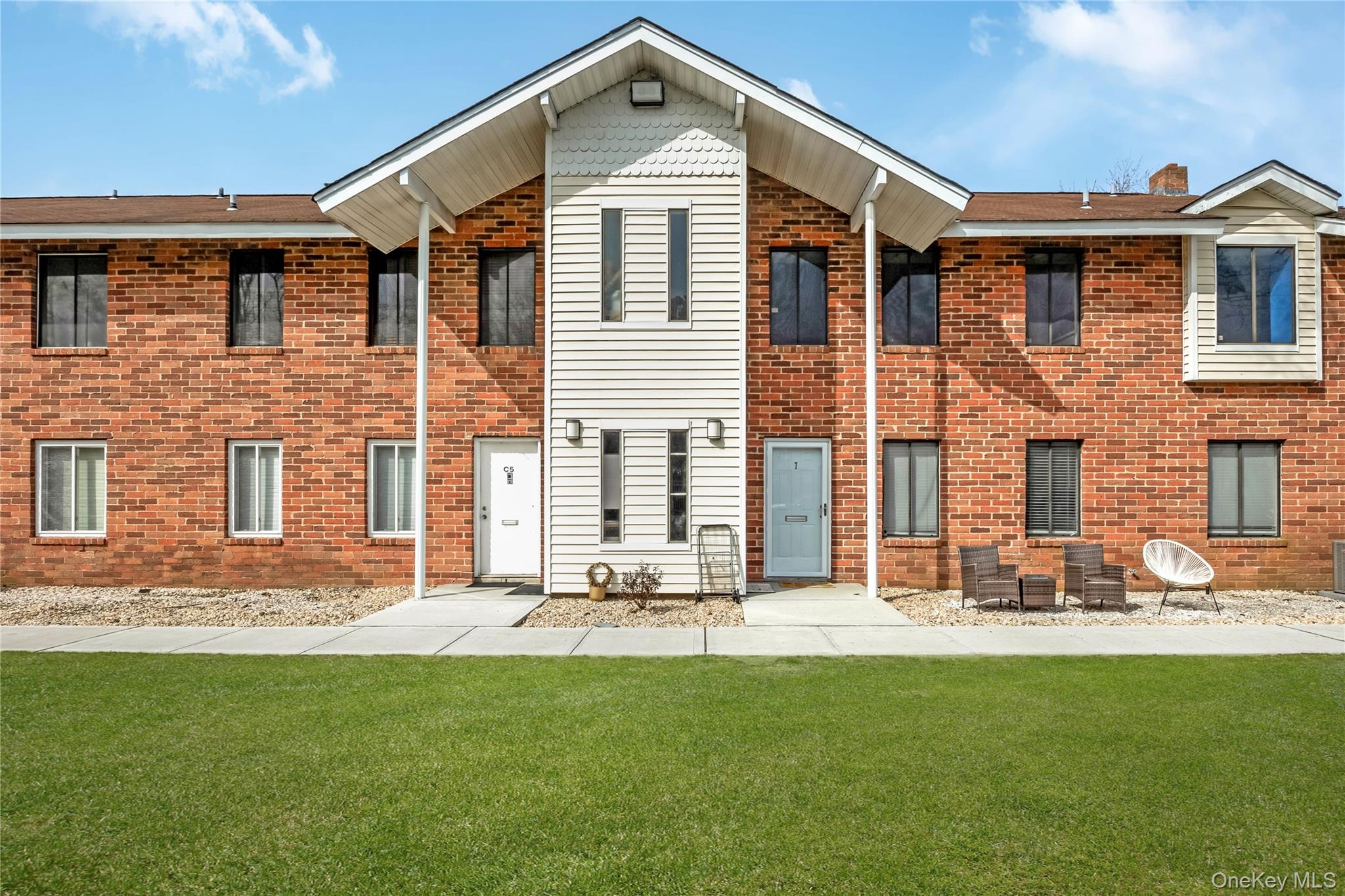 8 Cheyenne Court 8 Property Photo 1
