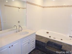 11 Hudson Pt Lane Property Photo 10