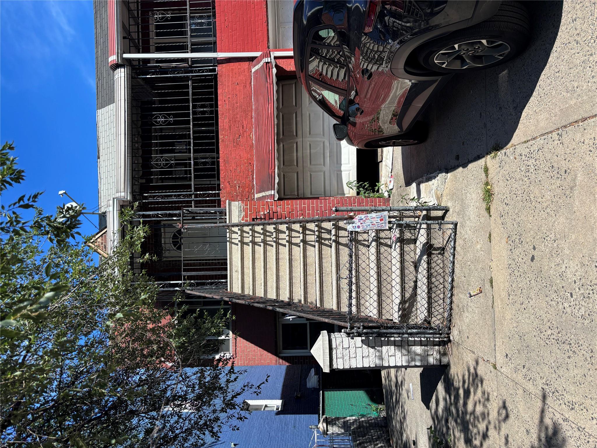 1056 Colgate Avenue Property Photo 1