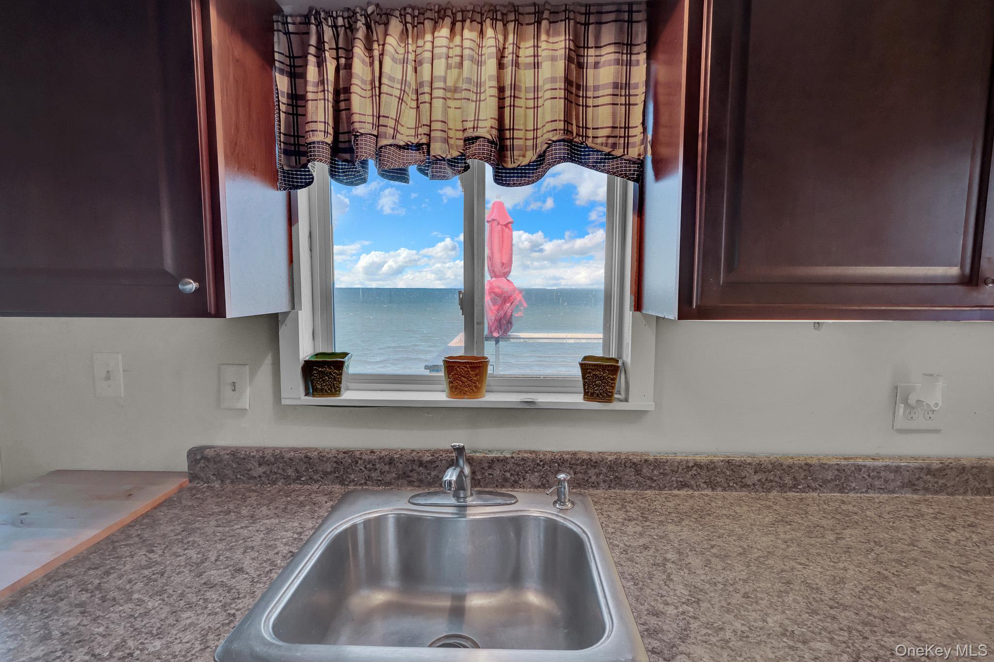 36 Beach Hill Drive Property Photo 12
