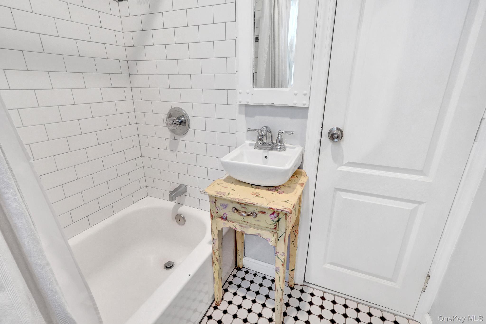 30 Neptune Place Property Photo 18