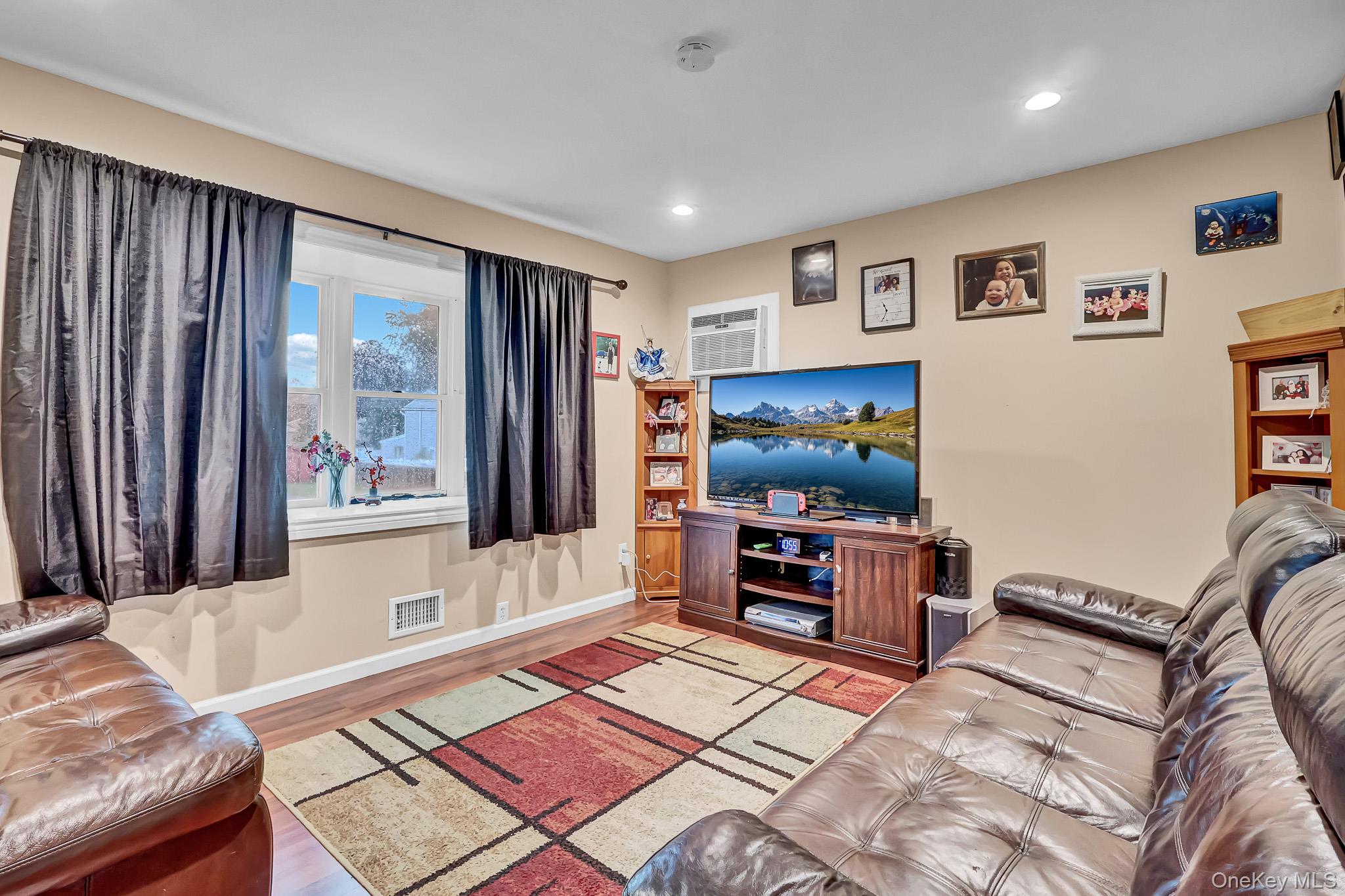 24 Charter Road Property Photo 5