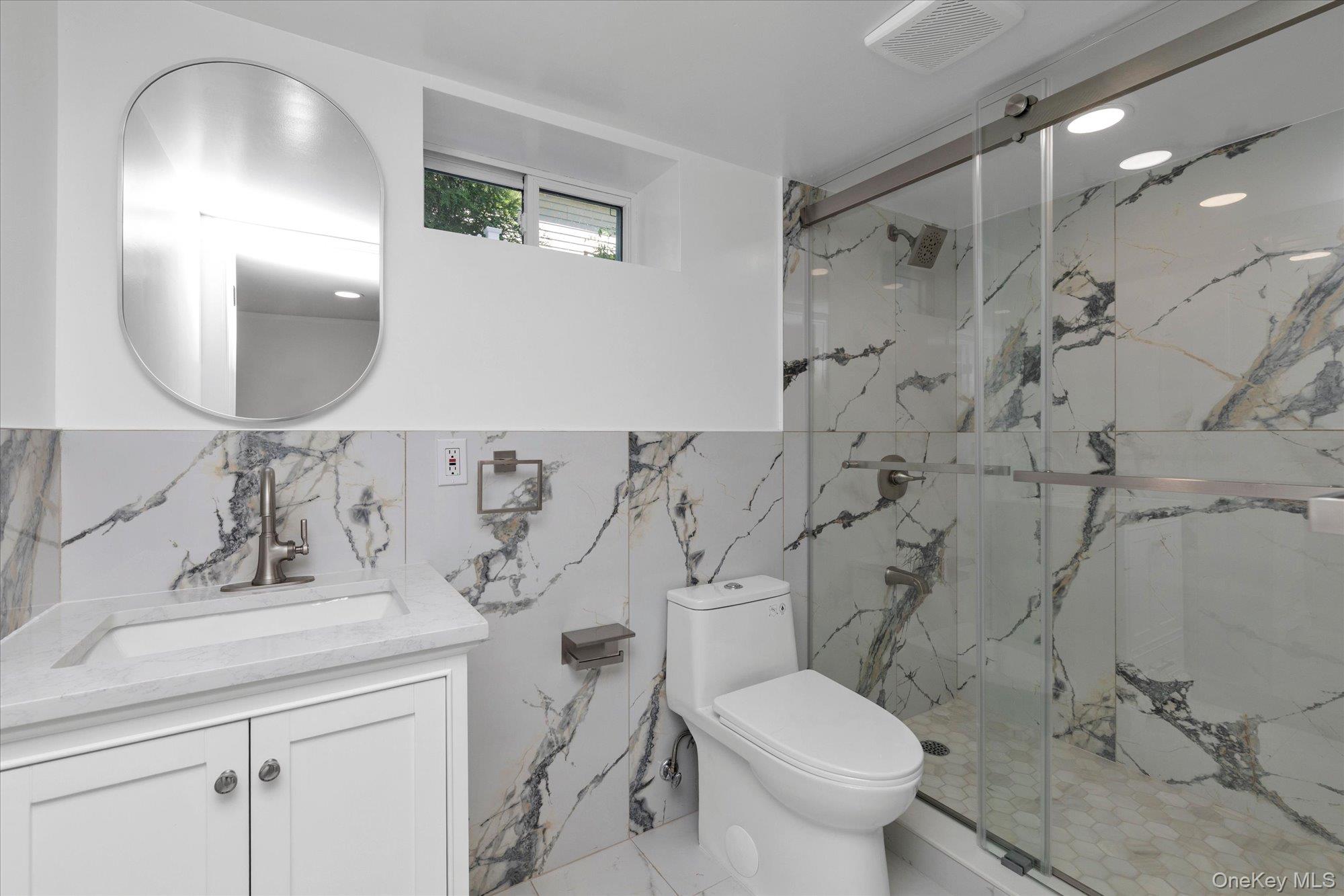 27 2nd Street Property Photo 22