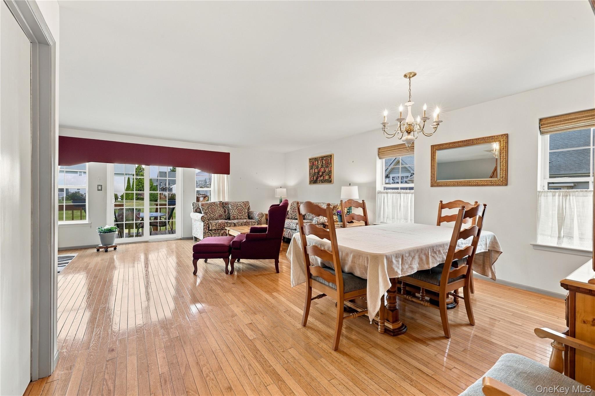 77 Sunburst Terrace Property Photo 11