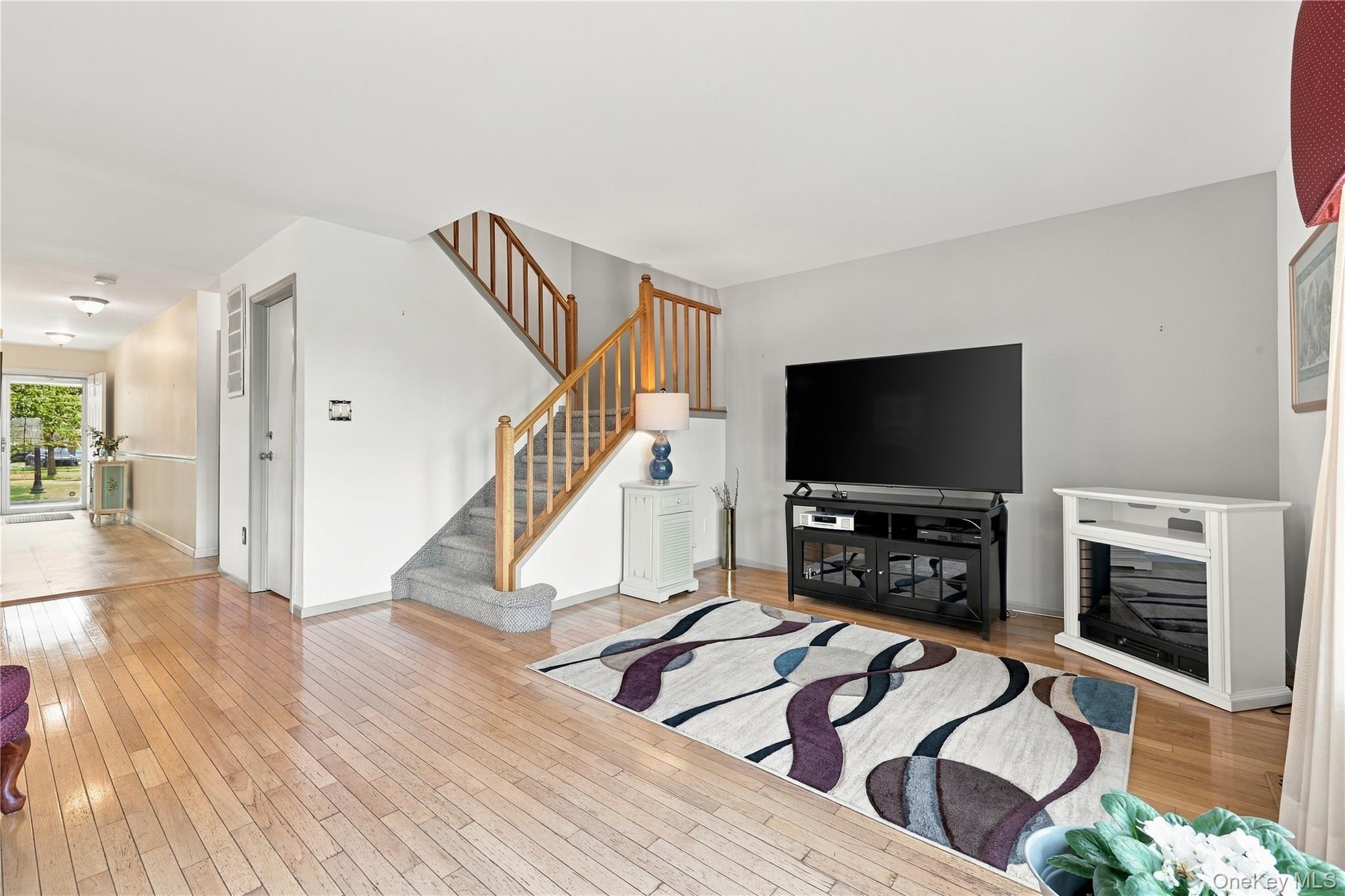 77 Sunburst Terrace Property Photo 14