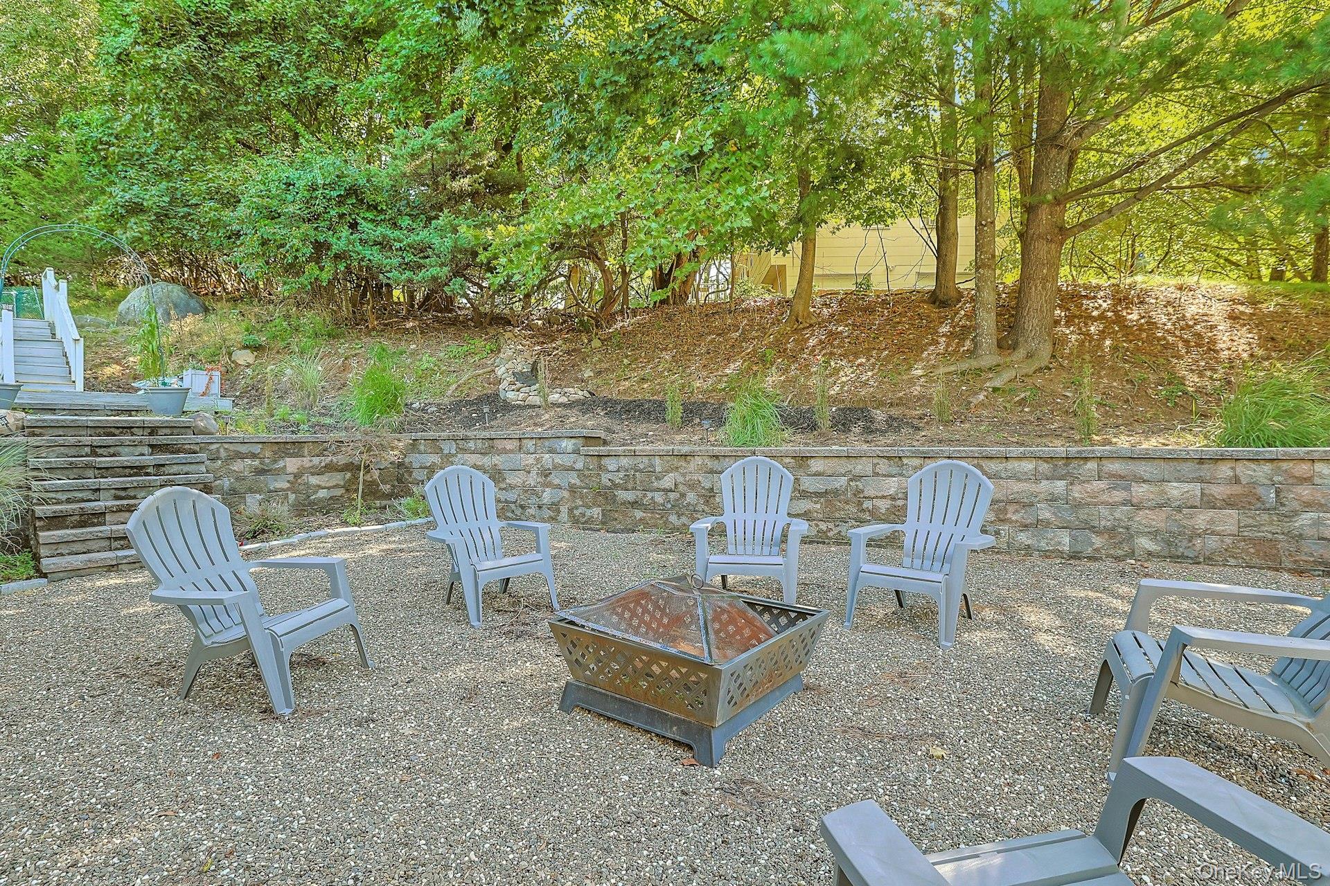 16 Annette Lane Property Photo 38
