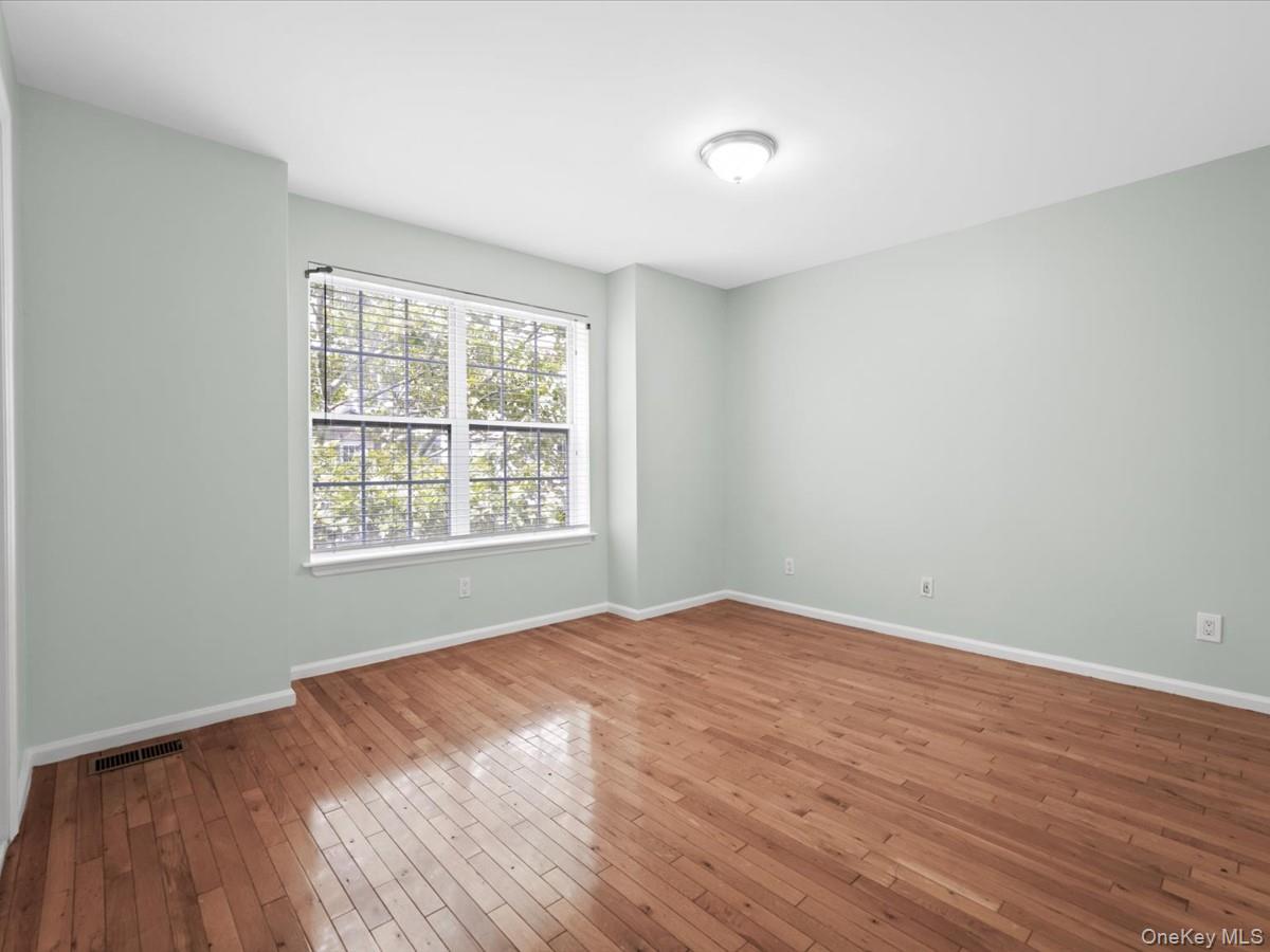 1 Patricia Lane 305 Property Photo 15