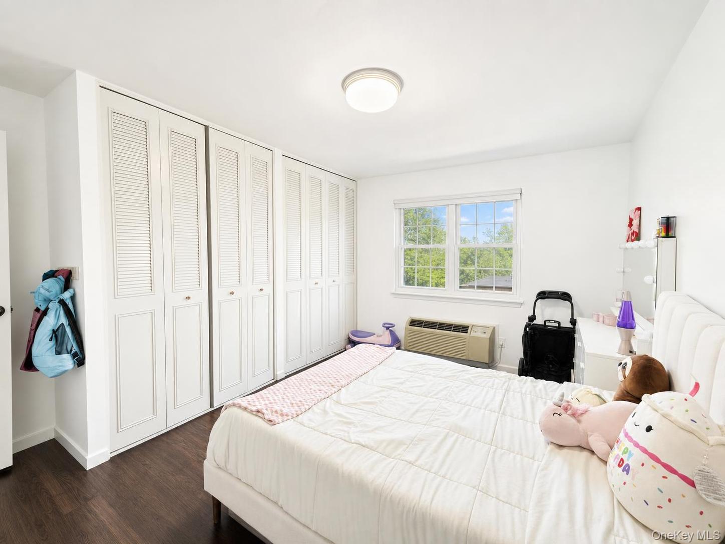 408 Carpenter Avenue 4 Property Photo 22
